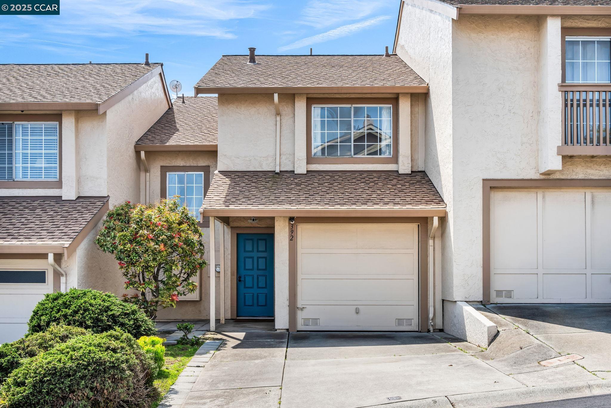 Detail Gallery Image 3 of 56 For 392 Bayview Circle, San Francisco,  CA 94124 - 2 Beds | 2 Baths