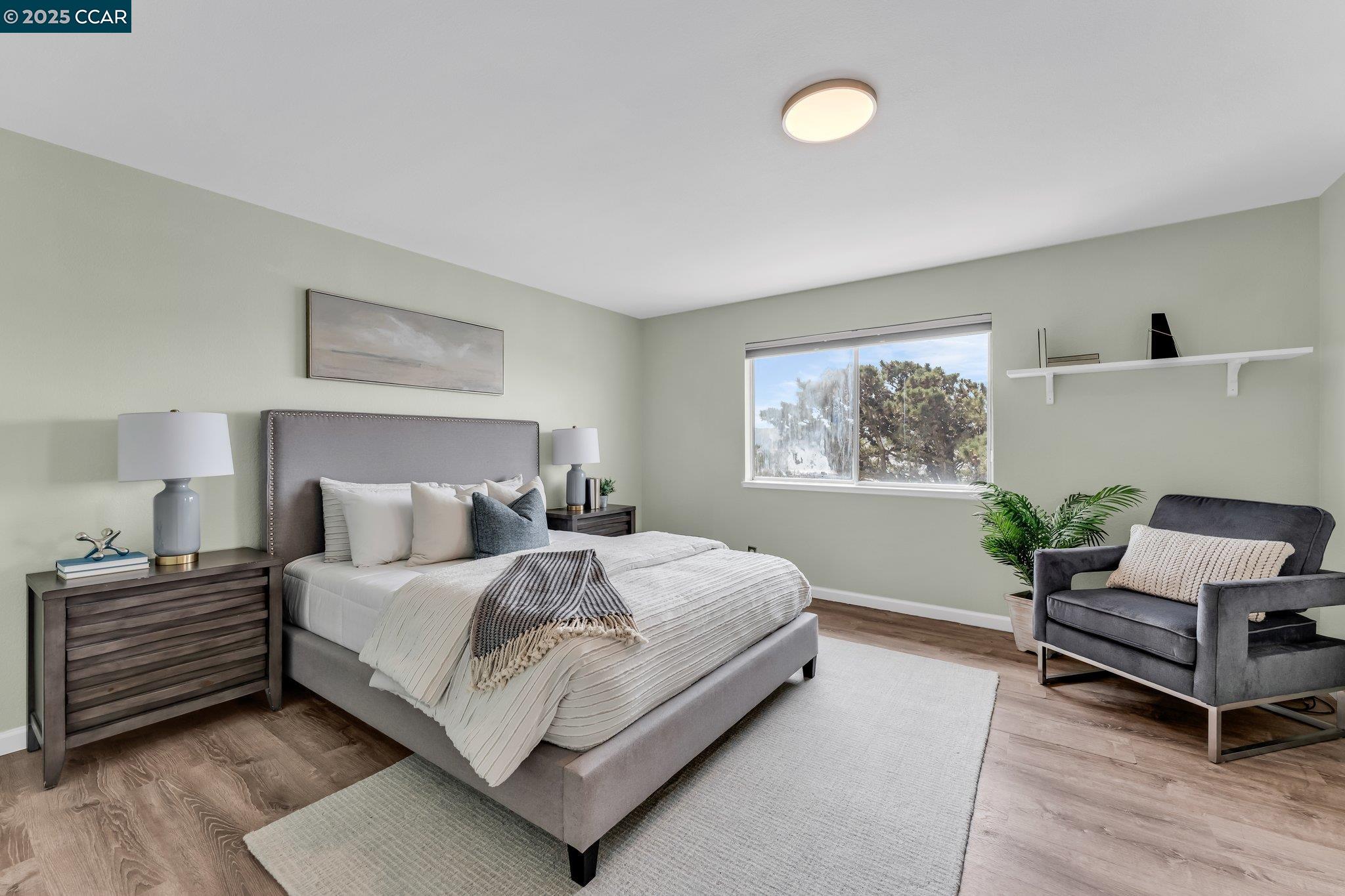 Detail Gallery Image 18 of 56 For 392 Bayview Circle, San Francisco,  CA 94124 - 2 Beds | 2 Baths