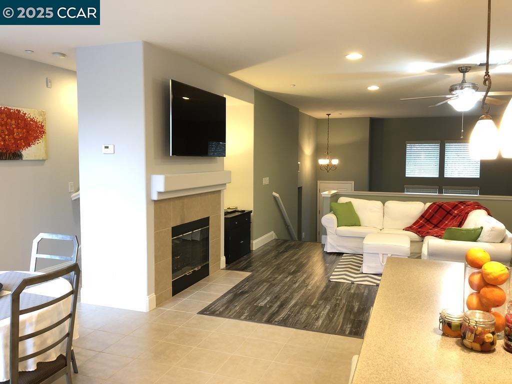 2712 Ashwell Ln, San Ramon, California 94582, 3 Bedrooms Bedrooms, 7 Rooms Rooms,2 BathroomsBathrooms,Residential Lease,For Rent,2712 Ashwell Ln,41095739