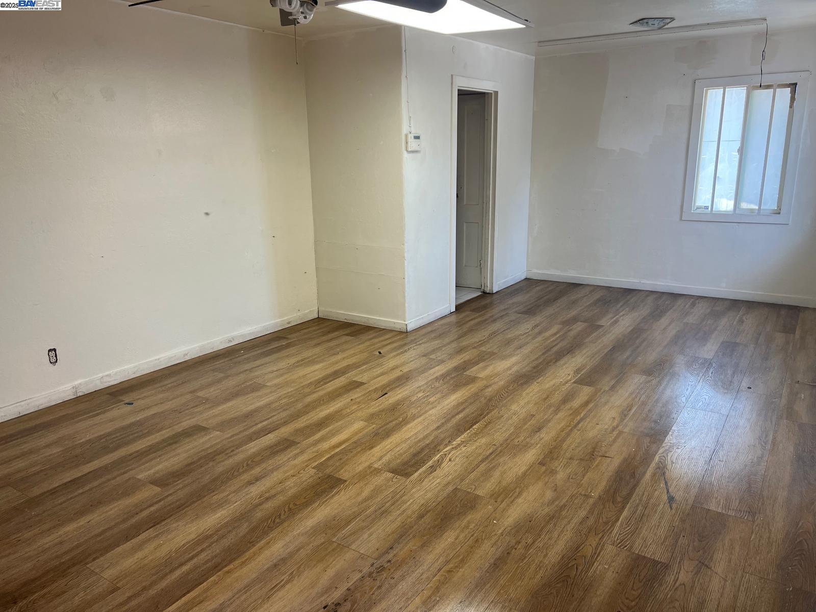 9709 Coral Rd, Oakland, California 94603, 3 Bedrooms Bedrooms, 5 Rooms Rooms,1 BathroomBathrooms,Residential,For Sale,9709 Coral Rd,41095740