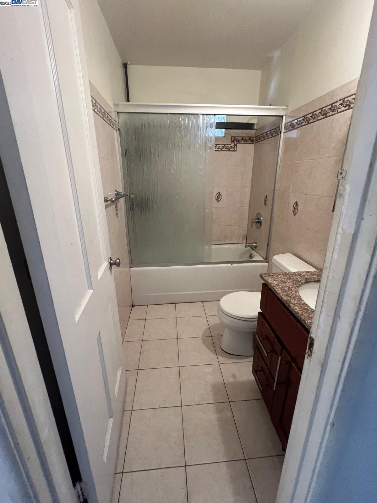 9709 Coral Rd, Oakland, California 94603, 3 Bedrooms Bedrooms, 5 Rooms Rooms,1 BathroomBathrooms,Residential,For Sale,9709 Coral Rd,41095740