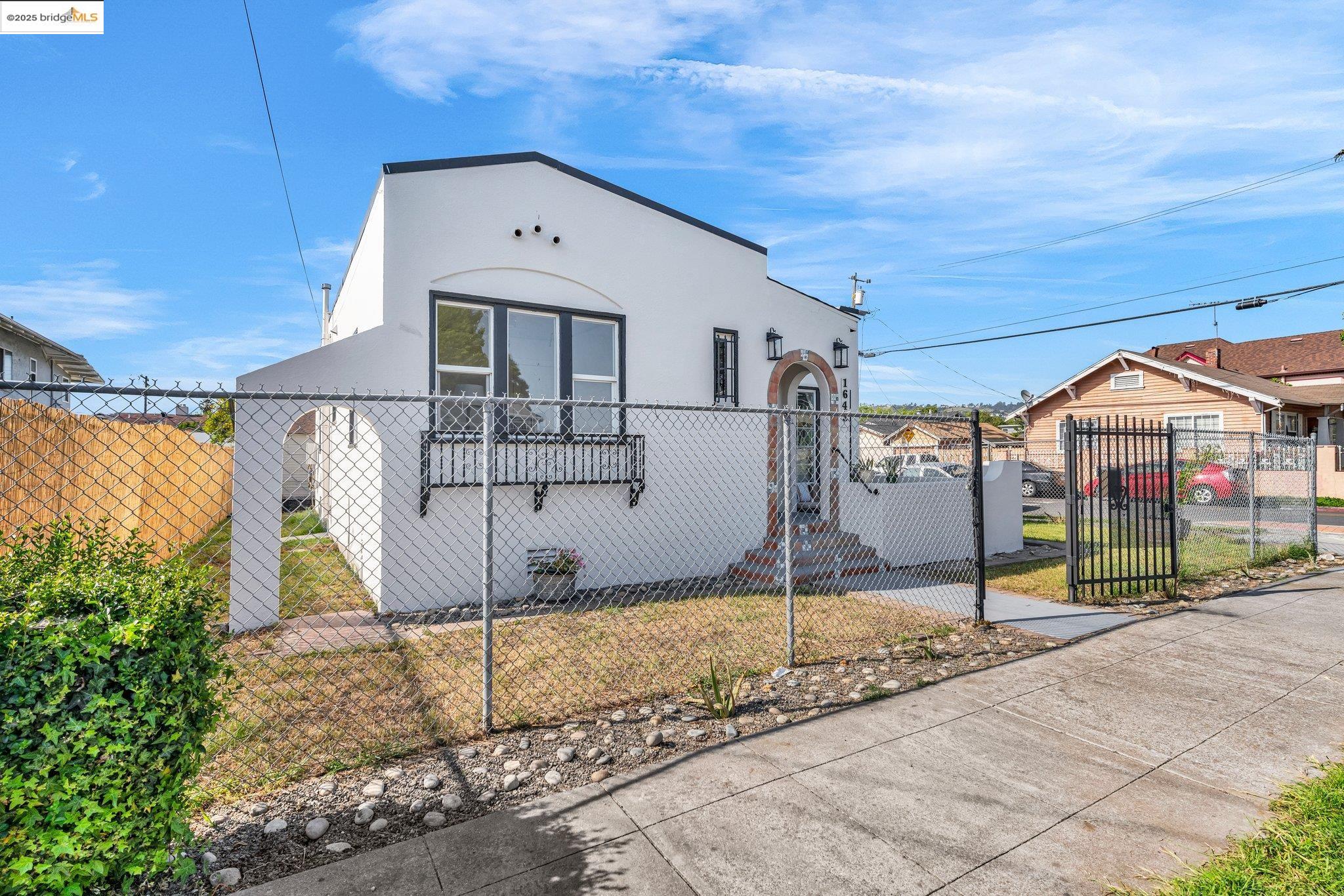 1643 92Nd Ave, Oakland, California 94603, 3 Bedrooms Bedrooms, 5 Rooms Rooms,2 BathroomsBathrooms,Residential,For Sale,1643 92Nd Ave,41095752