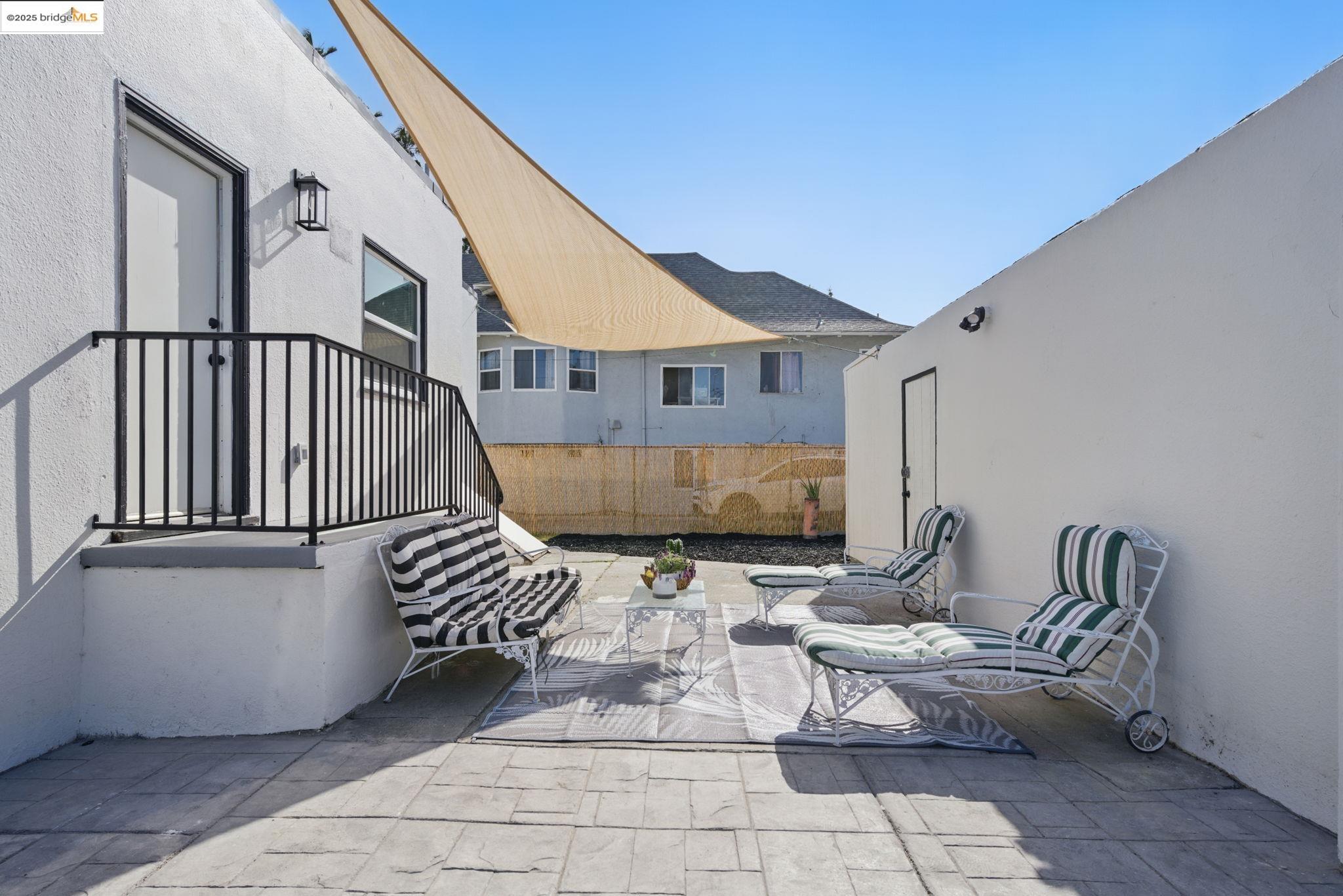 1643 92Nd Ave, Oakland, California 94603, 3 Bedrooms Bedrooms, 5 Rooms Rooms,2 BathroomsBathrooms,Residential,For Sale,1643 92Nd Ave,41095752