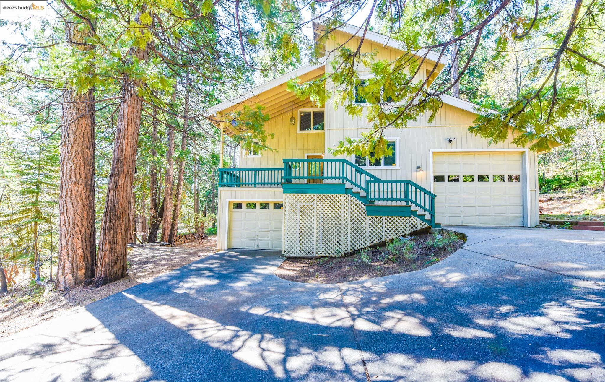 Detail Gallery Image 2 of 60 For 19899 Sunrise Dr, Twain Harte,  CA 95383 - 3 Beds | 2 Baths
