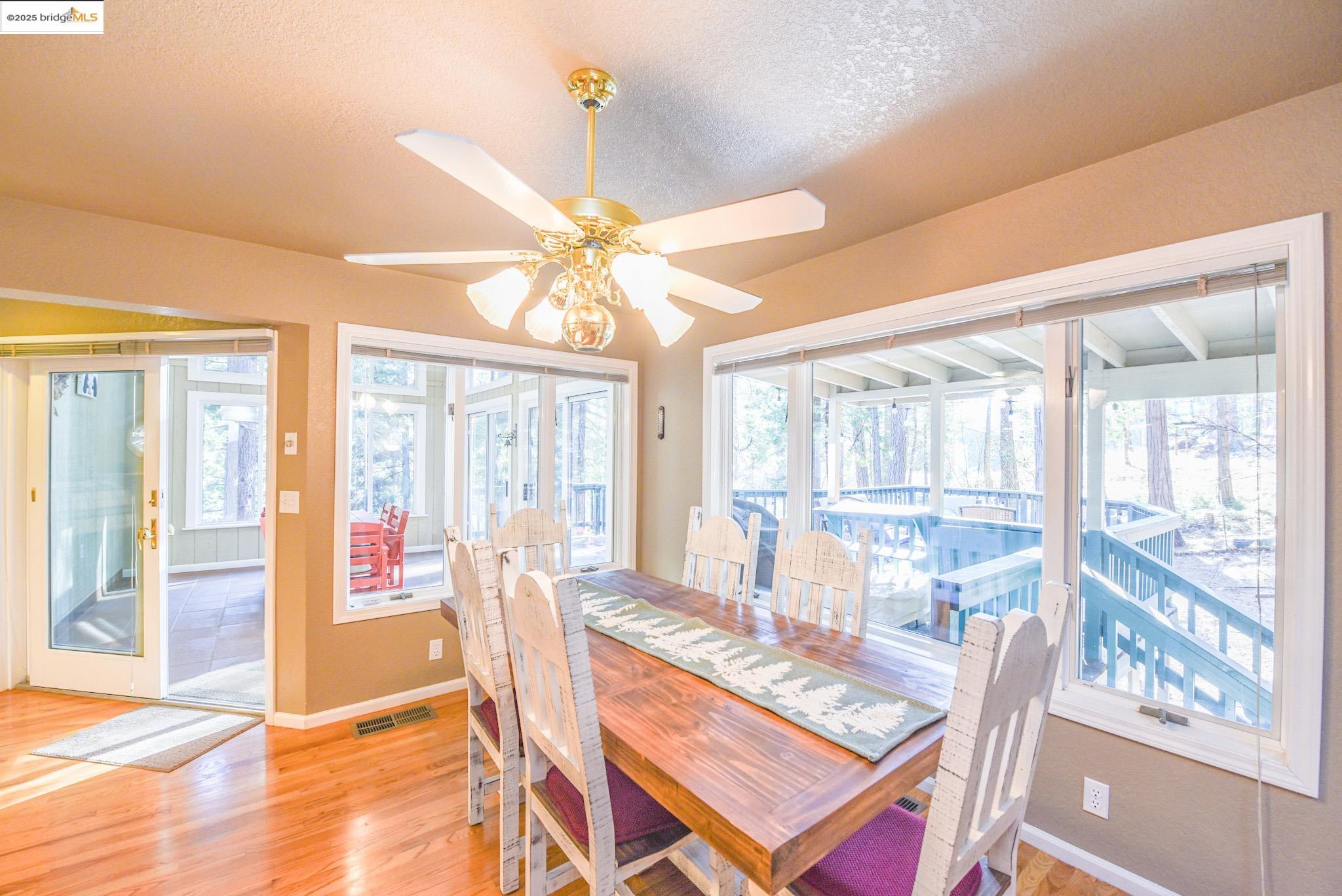 Detail Gallery Image 17 of 60 For 19899 Sunrise Dr, Twain Harte,  CA 95383 - 3 Beds | 2 Baths