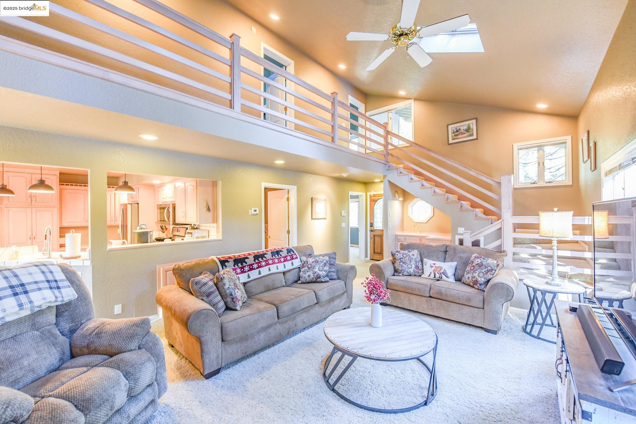 Detail Gallery Image 10 of 60 For 19899 Sunrise Dr, Twain Harte,  CA 95383 - 3 Beds | 2 Baths