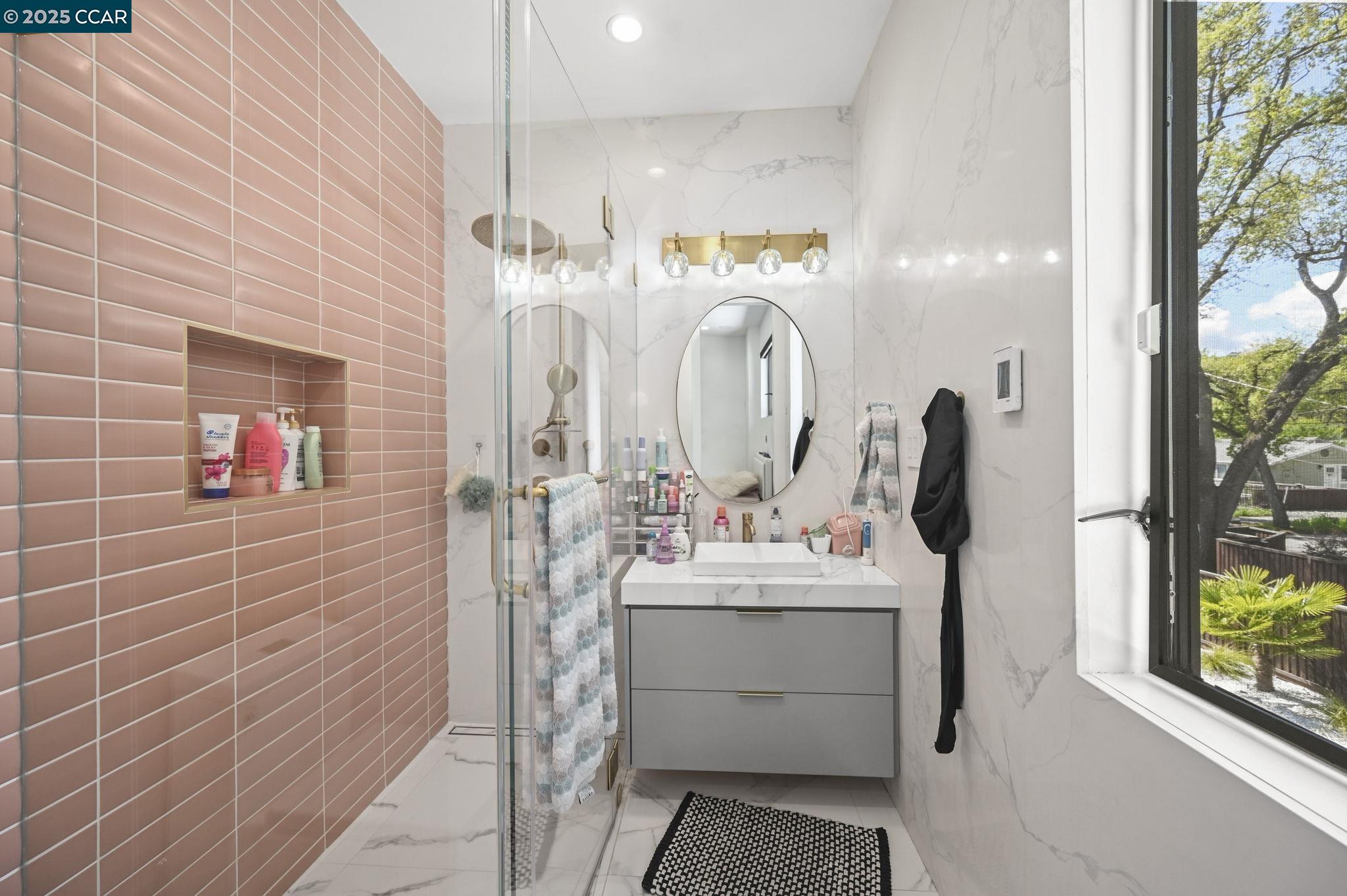 Detail Gallery Image 20 of 39 For Bridge Rd, Walnut Creek,  CA 94595 - 6 Beds | 6/1 Baths
