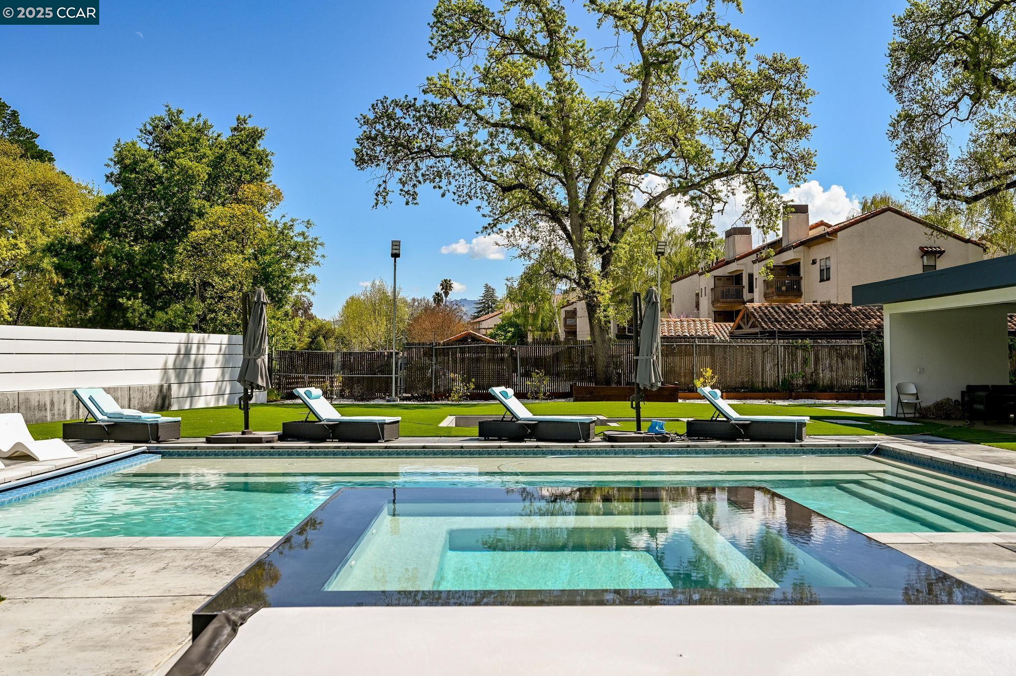 Detail Gallery Image 33 of 39 For Bridge Rd, Walnut Creek,  CA 94595 - 6 Beds | 6/1 Baths