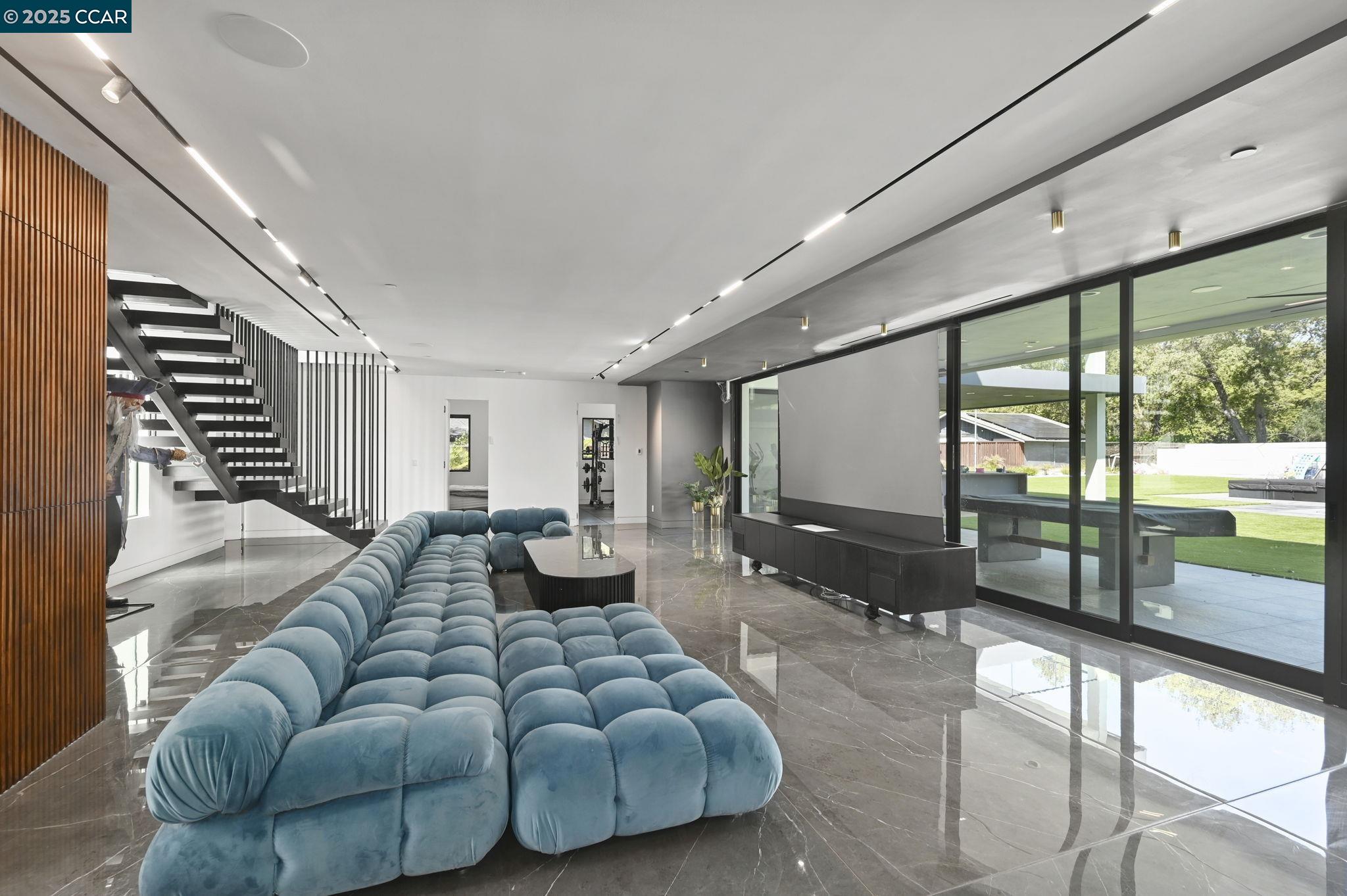Detail Gallery Image 5 of 39 For Bridge Rd, Walnut Creek,  CA 94595 - 6 Beds | 6/1 Baths