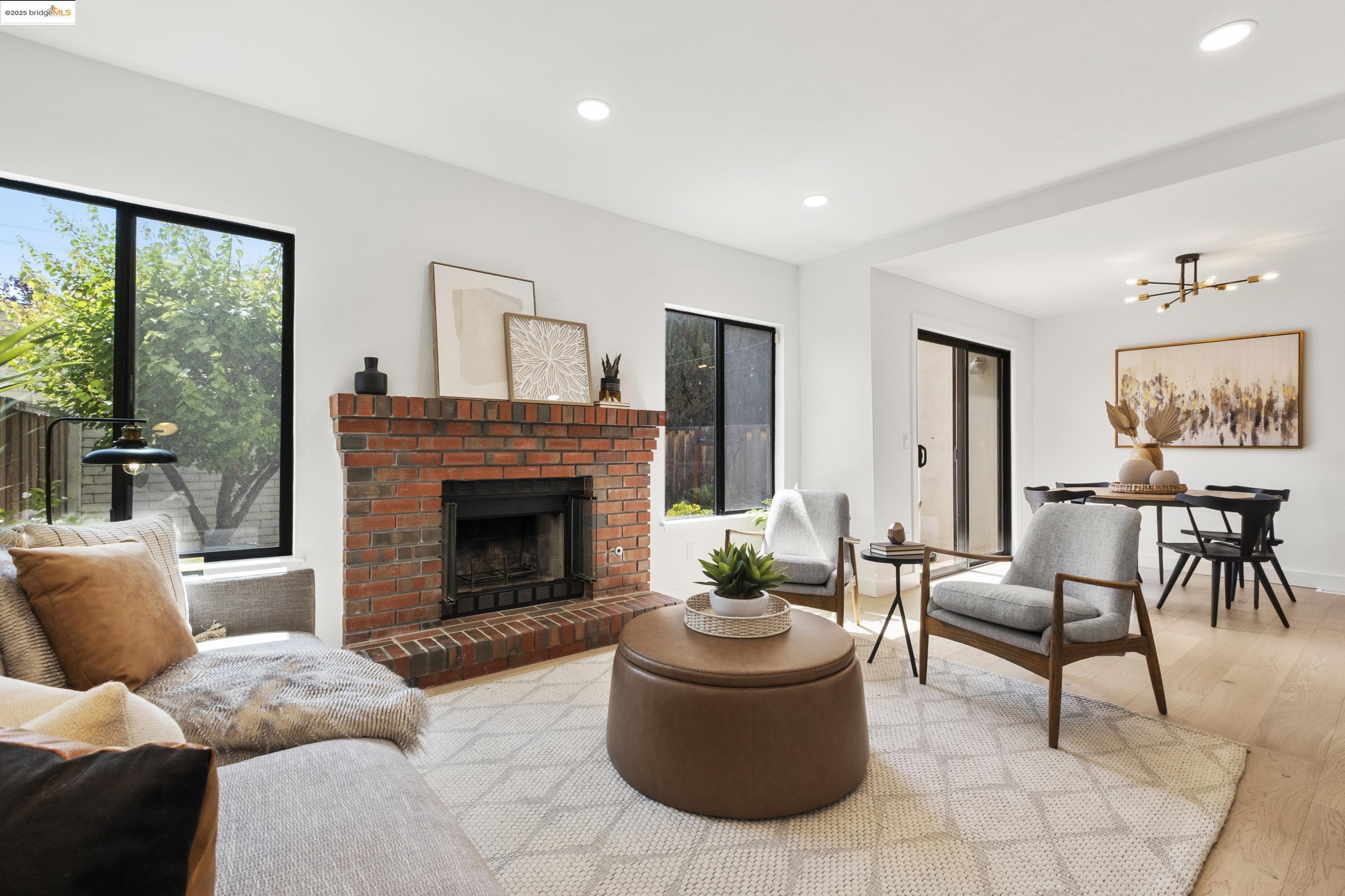 Detail Gallery Image 2 of 31 For 45 Gazania Ter, Fremont,  CA 94536 - 3 Beds | 2/1 Baths