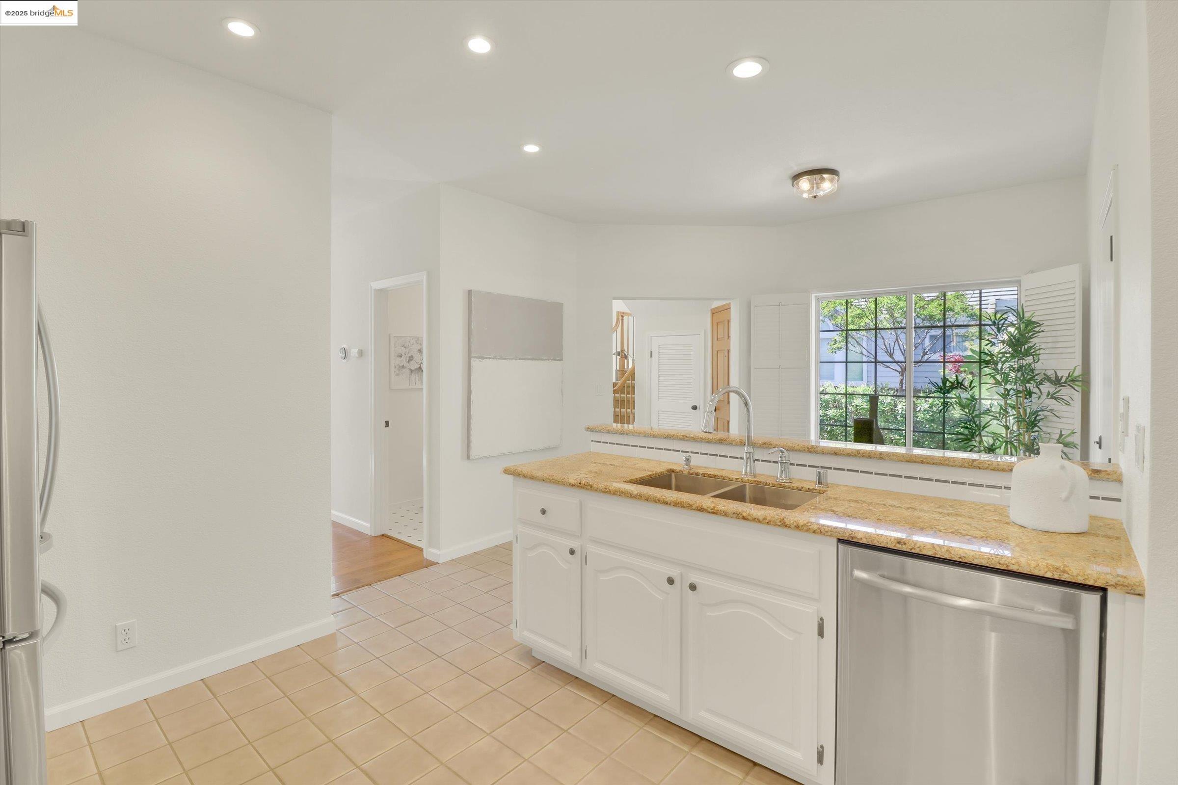 Detail Gallery Image 28 of 43 For 326 Saclan Terrace, Clayton,  CA 94517 - 3 Beds | 2/1 Baths