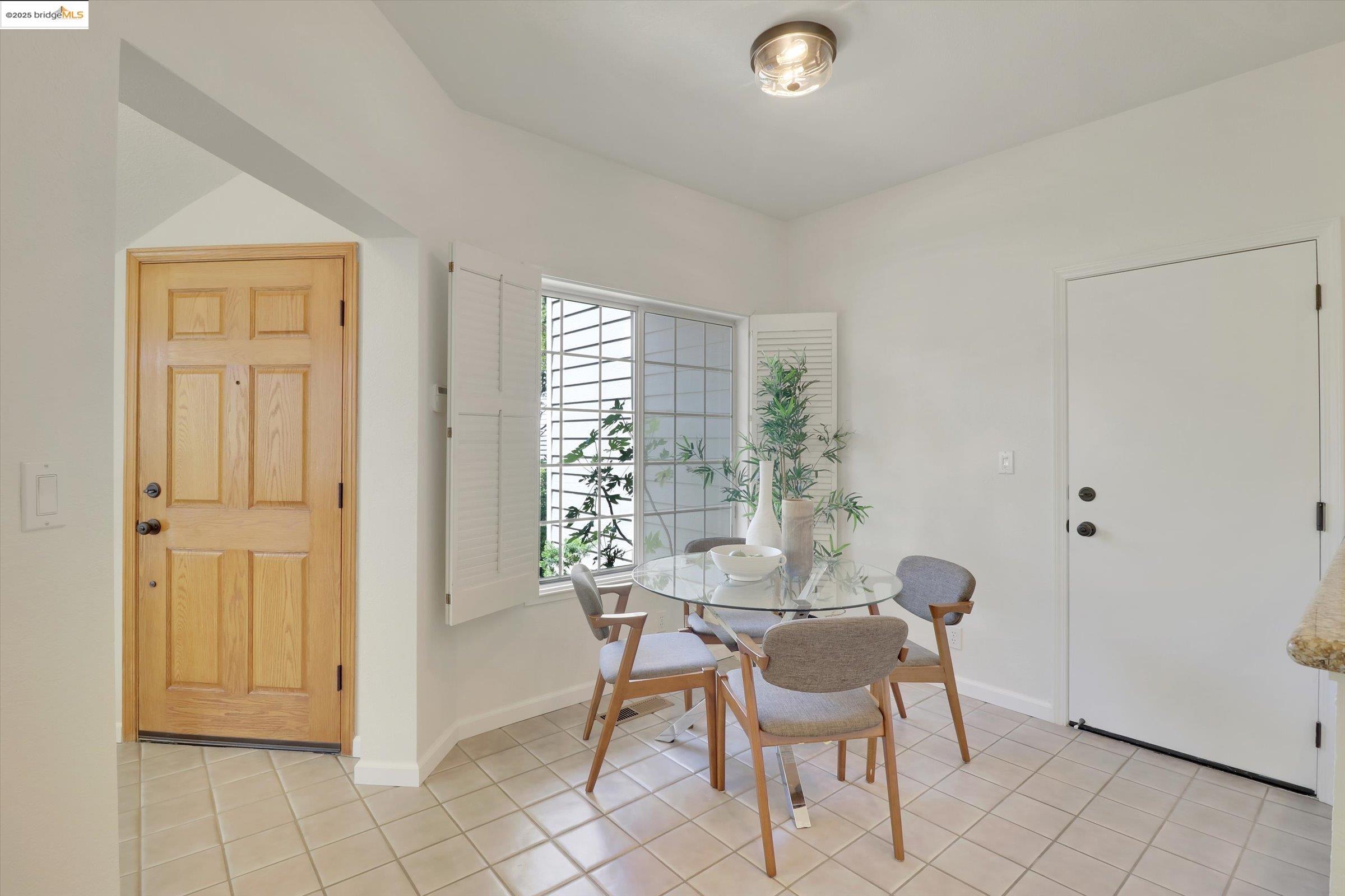 Detail Gallery Image 32 of 43 For 326 Saclan Terrace, Clayton,  CA 94517 - 3 Beds | 2/1 Baths
