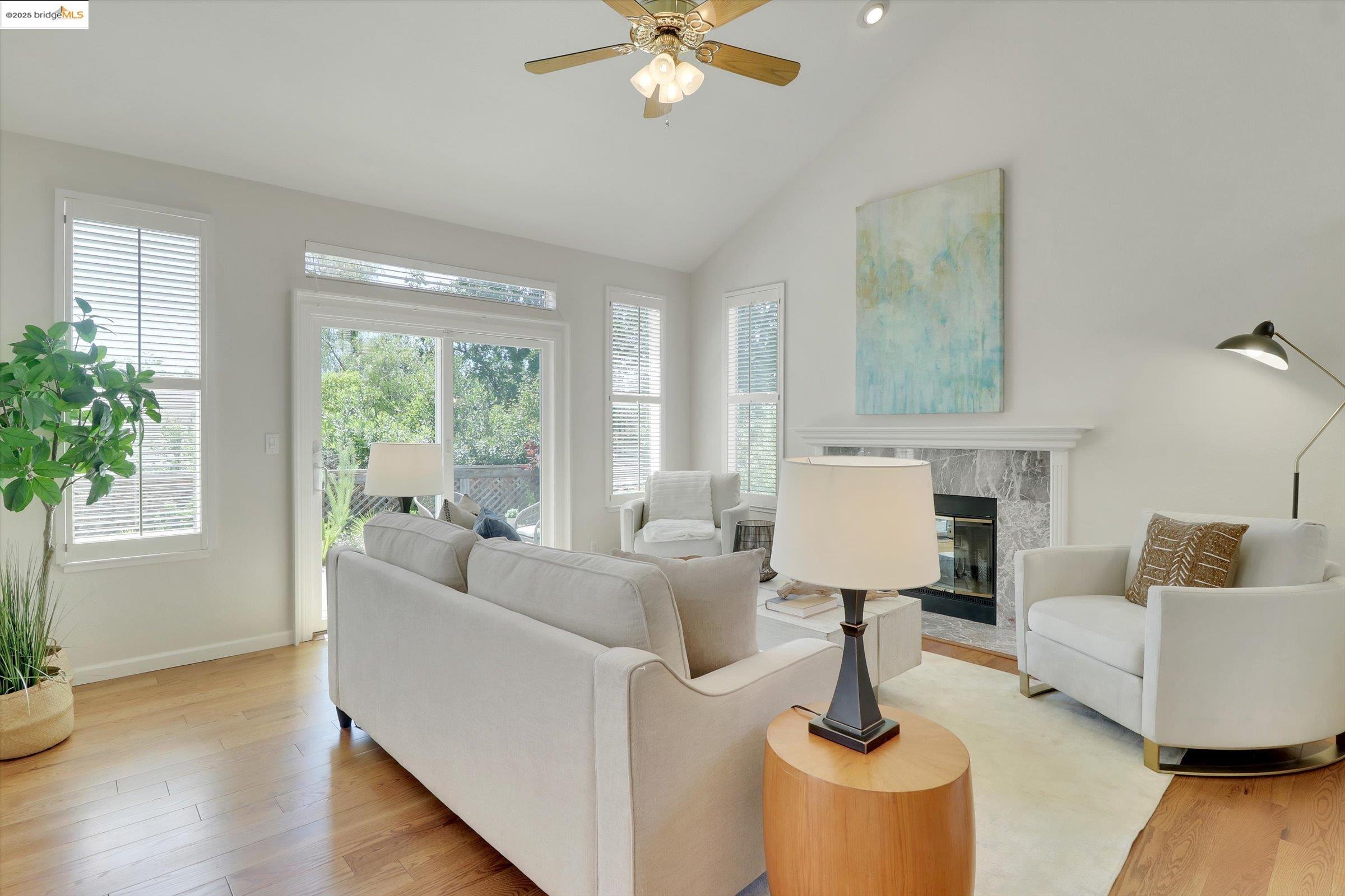Detail Gallery Image 7 of 43 For 326 Saclan Terrace, Clayton,  CA 94517 - 3 Beds | 2/1 Baths