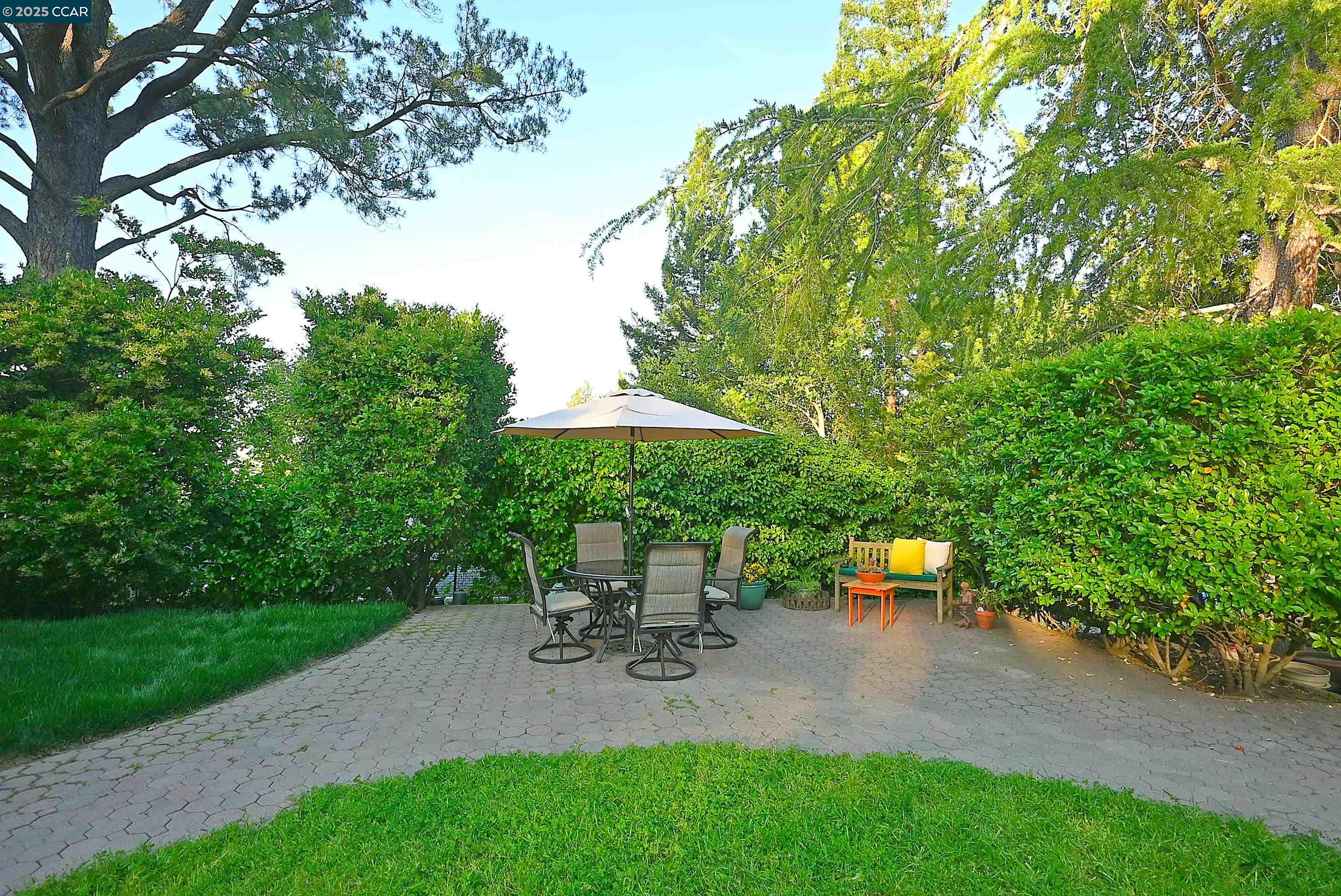 Detail Gallery Image 19 of 57 For 911 Sousa Drive, Walnut Creek,  CA 94597-2922 - 3 Beds | 2 Baths