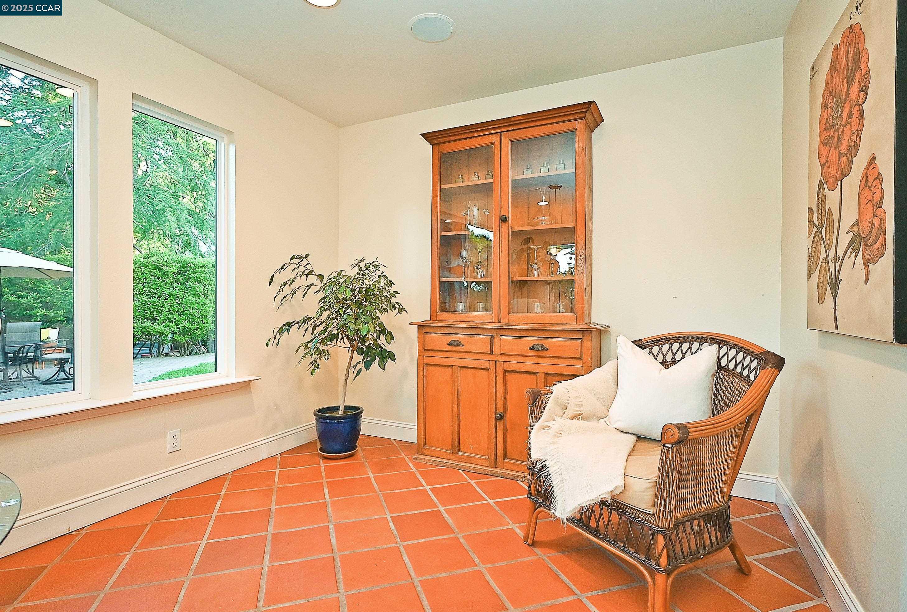 Detail Gallery Image 35 of 57 For 911 Sousa Drive, Walnut Creek,  CA 94597-2922 - 3 Beds | 2 Baths