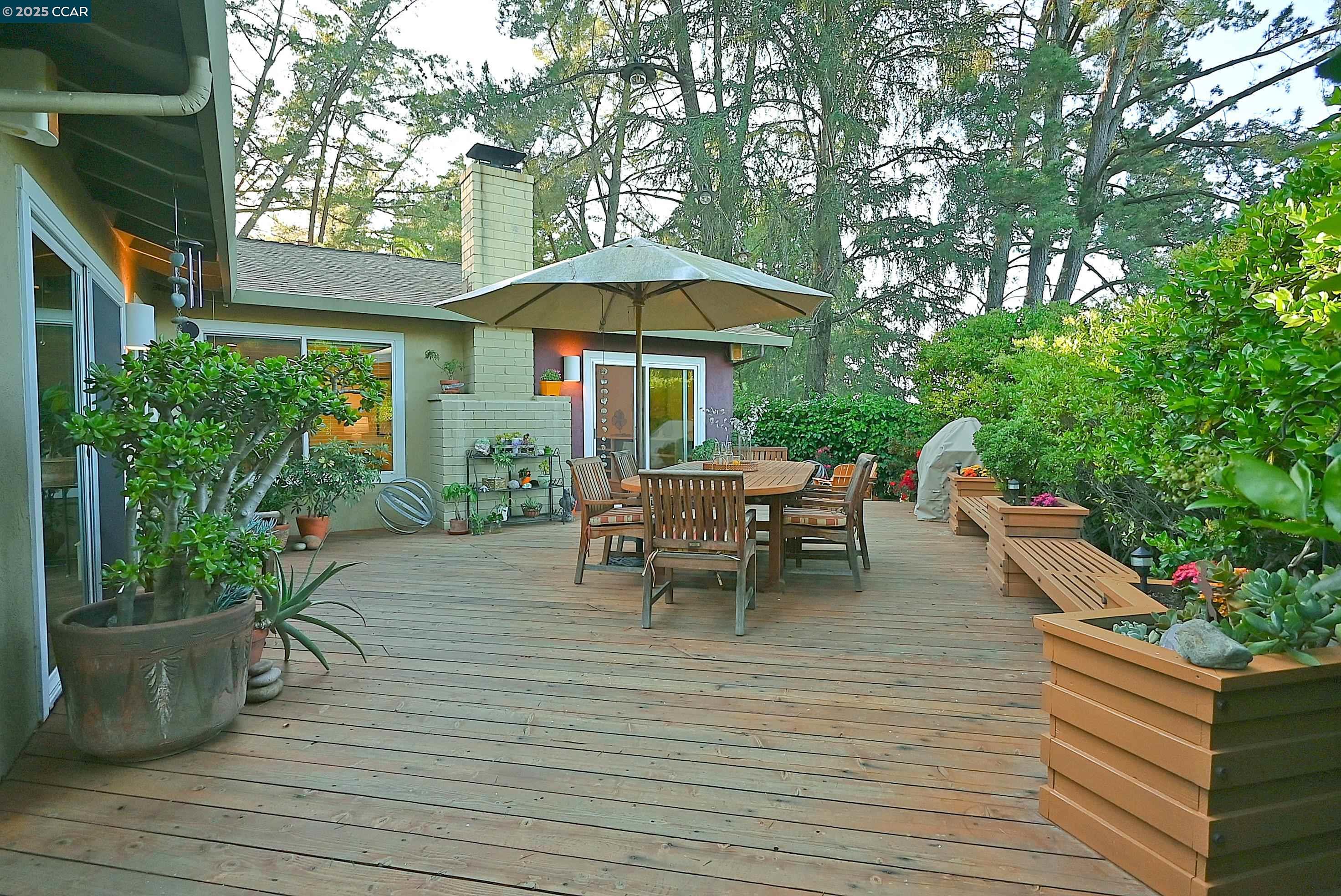 Detail Gallery Image 5 of 57 For 911 Sousa Drive, Walnut Creek,  CA 94597-2922 - 3 Beds | 2 Baths