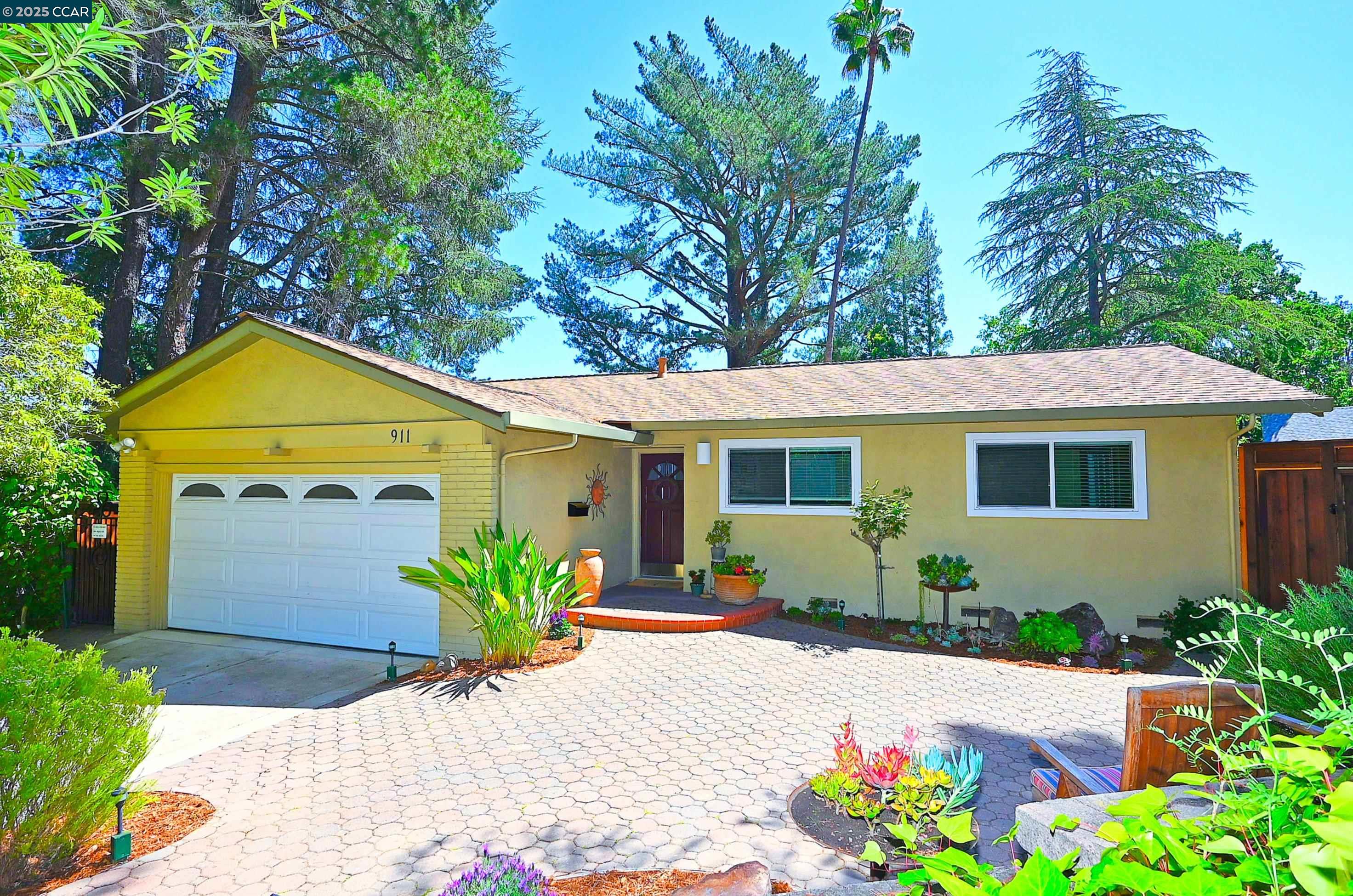 Detail Gallery Image 5 of 56 For 911 Sousa Drive, Walnut Creek,  CA 94597-2922 - 3 Beds | 2 Baths