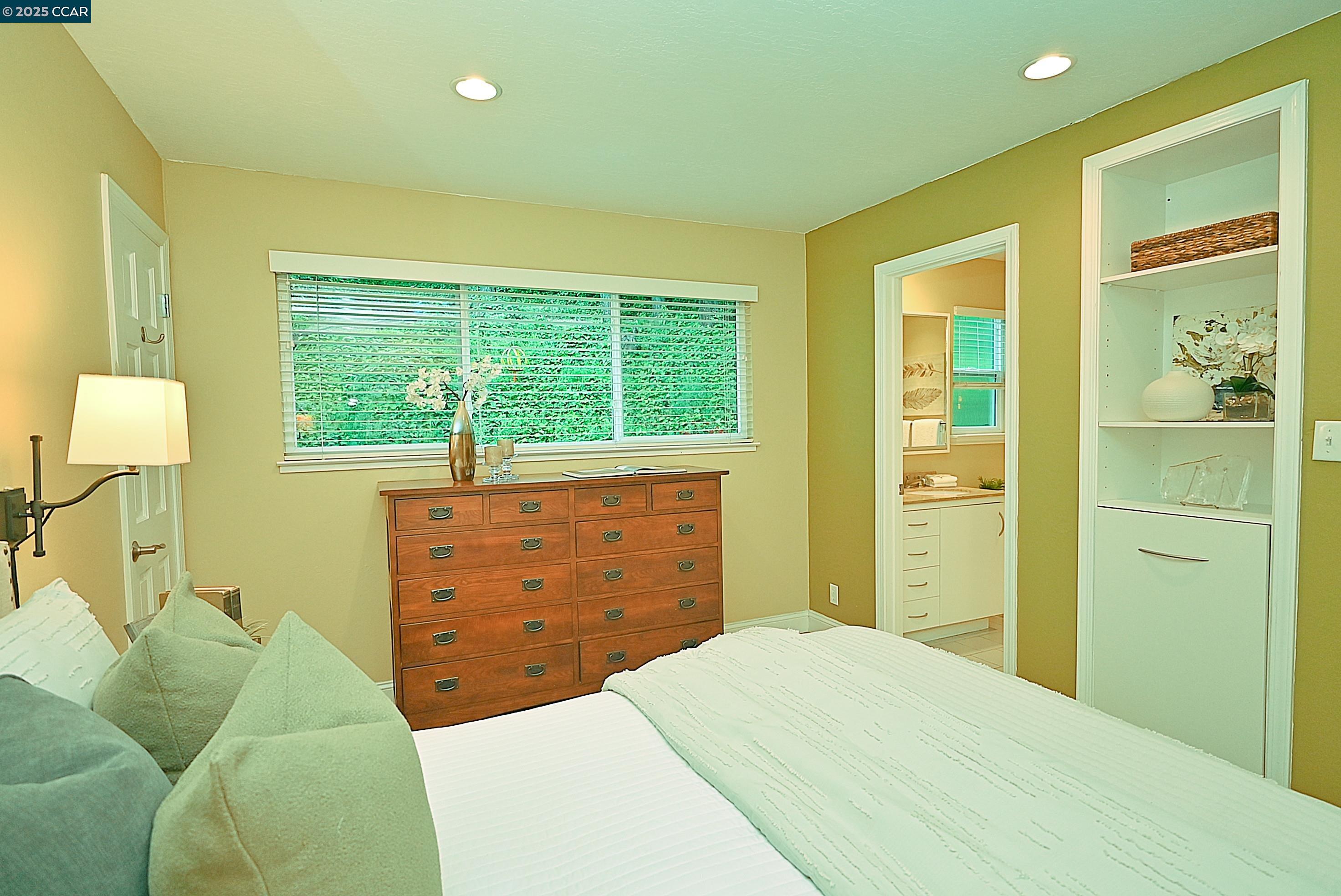 Detail Gallery Image 49 of 57 For 911 Sousa Drive, Walnut Creek,  CA 94597-2922 - 3 Beds | 2 Baths