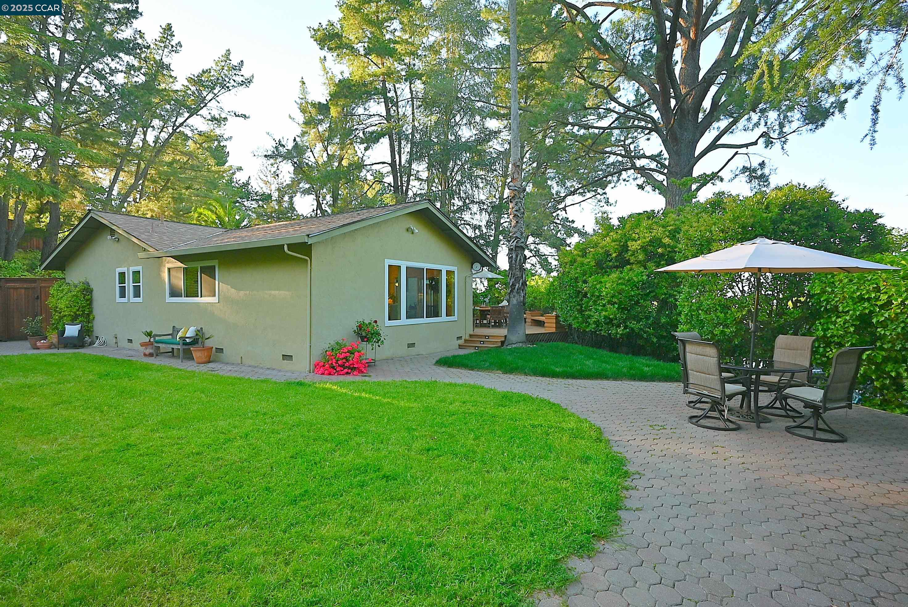 Detail Gallery Image 10 of 57 For 911 Sousa Drive, Walnut Creek,  CA 94597-2922 - 3 Beds | 2 Baths