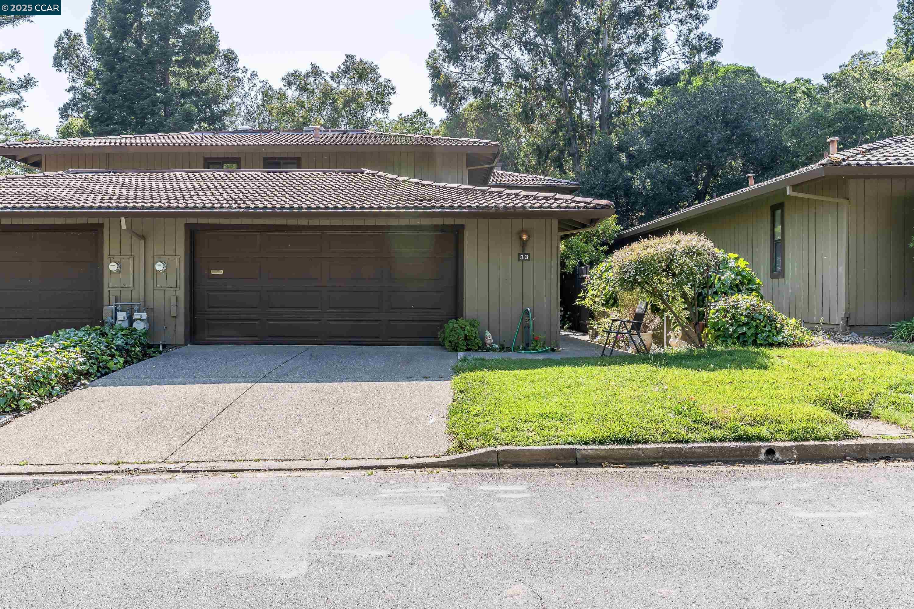 Detail Gallery Image 1 of 60 For 33 Twin Creeks Drive, Fairfield,  CA 94534 - 3 Beds | 2/1 Baths