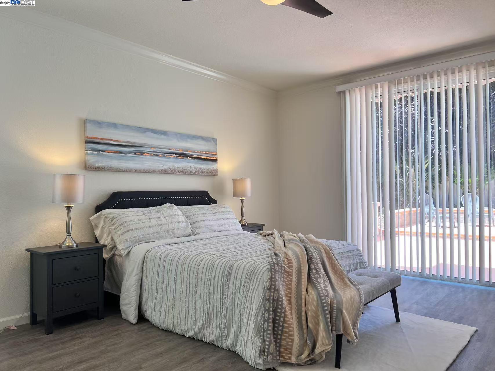 Detail Gallery Image 13 of 39 For 6472 Brook Hollow Cir, Stockton,  CA 95219 - 5 Beds | 2/1 Baths
