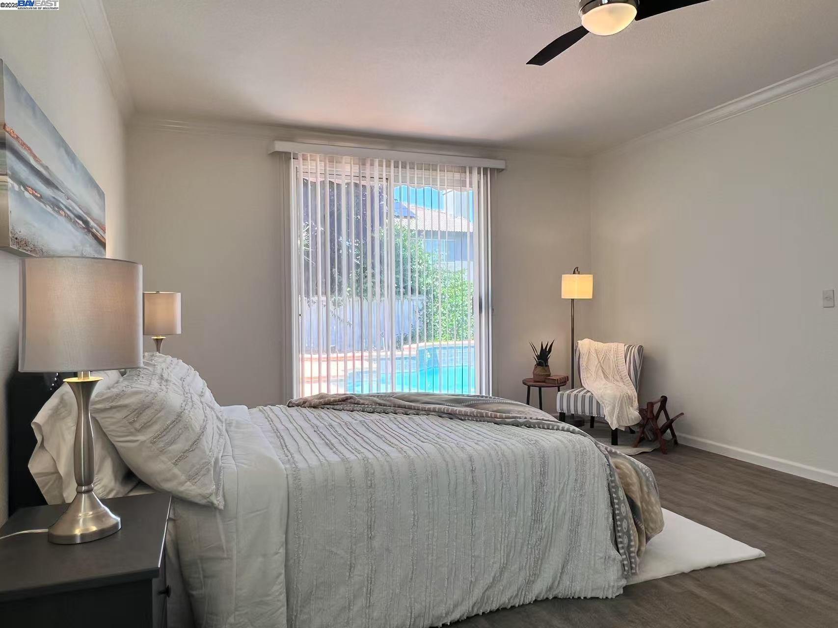 Detail Gallery Image 14 of 39 For 6472 Brook Hollow Cir, Stockton,  CA 95219 - 5 Beds | 2/1 Baths