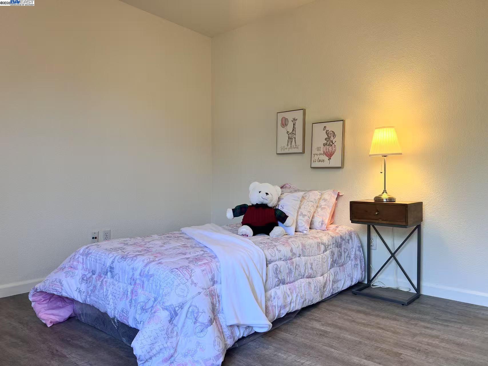 Detail Gallery Image 23 of 39 For 6472 Brook Hollow Cir, Stockton,  CA 95219 - 5 Beds | 2/1 Baths