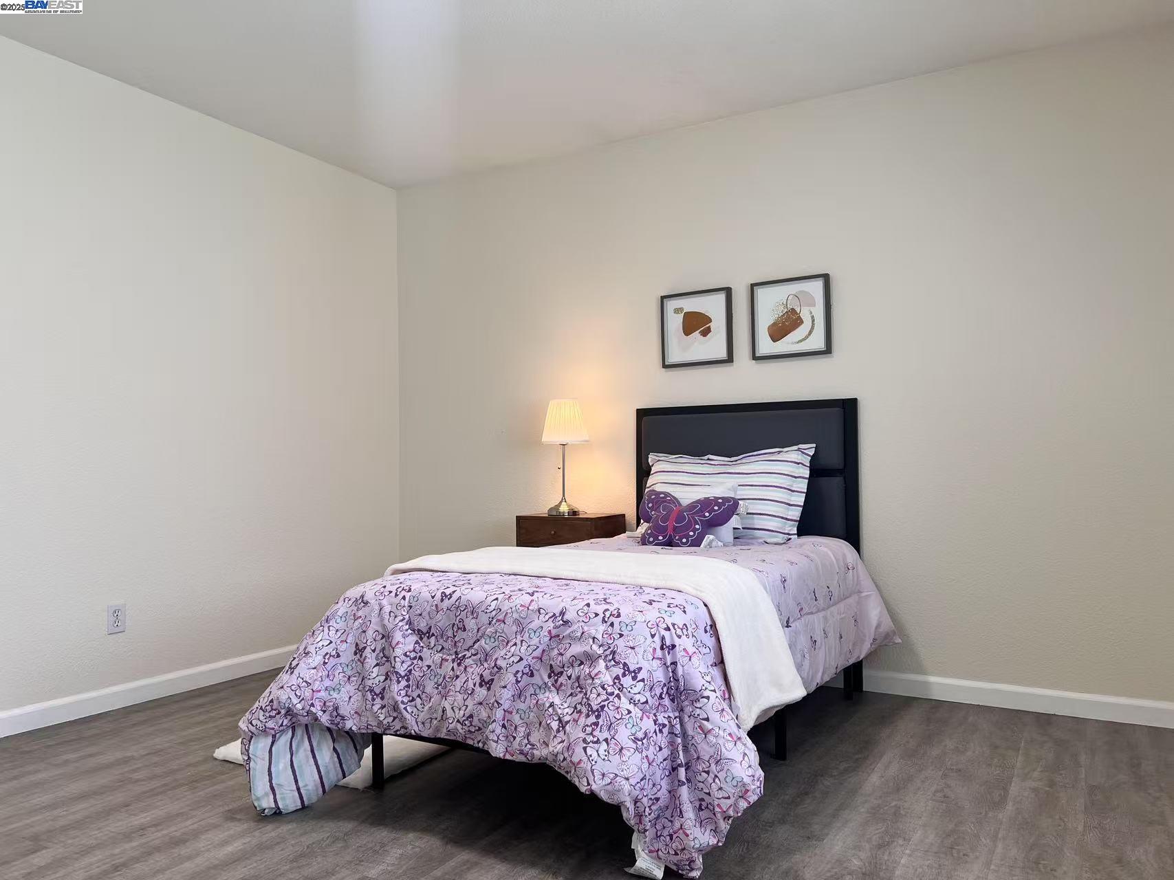 Detail Gallery Image 28 of 39 For 6472 Brook Hollow Cir, Stockton,  CA 95219 - 5 Beds | 2/1 Baths