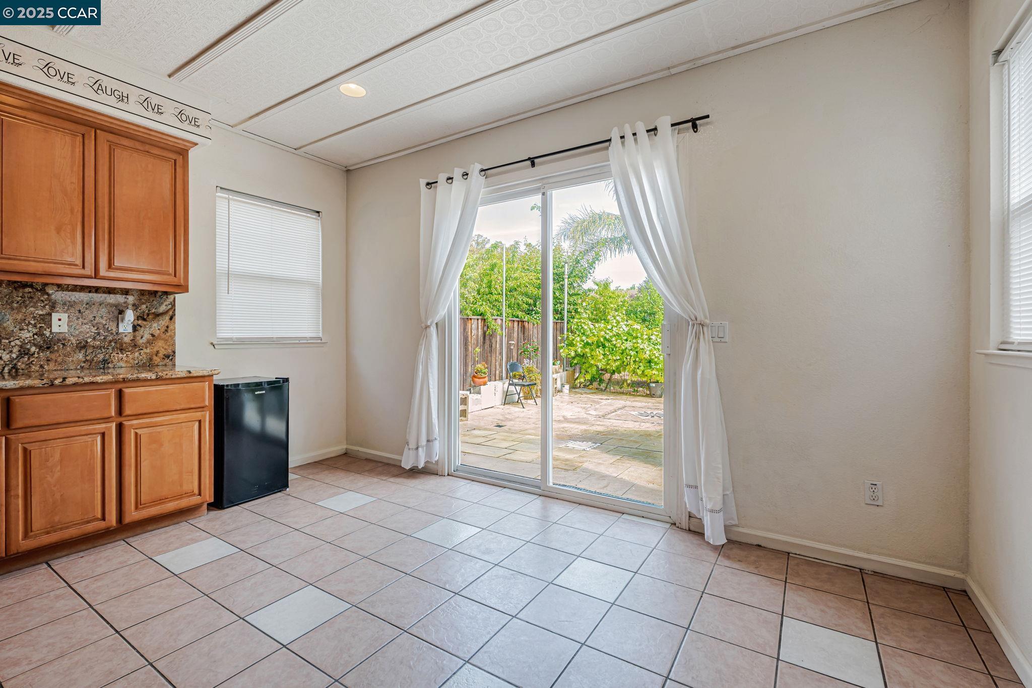 Detail Gallery Image 16 of 52 For 1317 Zinnia Ct, Patterson,  CA 95363 - 5 Beds | 3 Baths