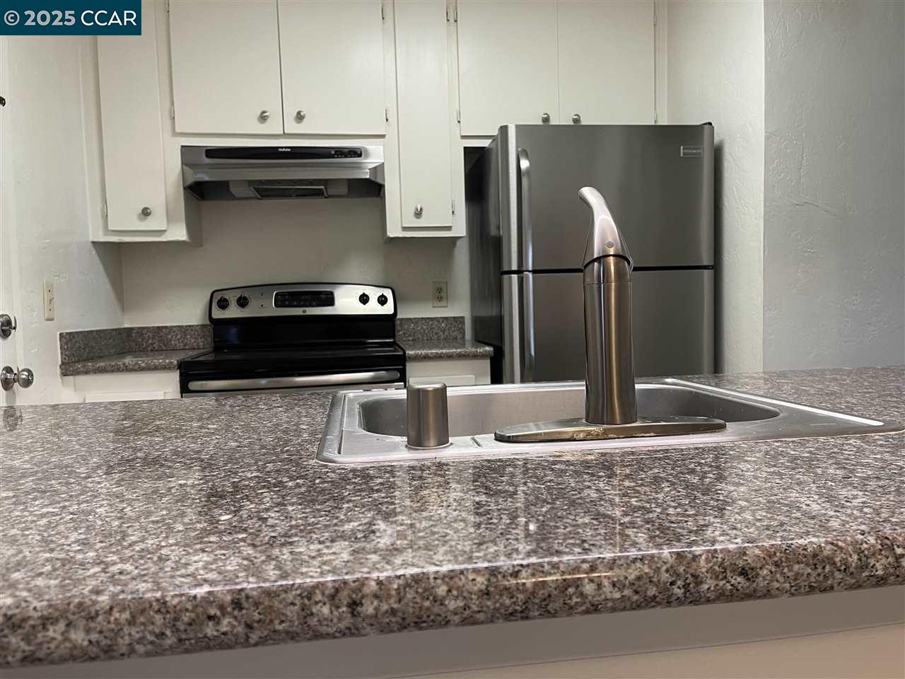 62 Villa Circle, Fairfield, California 94533, 2 Bedrooms Bedrooms, 4 Rooms Rooms,1 BathroomBathrooms,Residential Lease,For Rent,62 Villa Circle,41095779