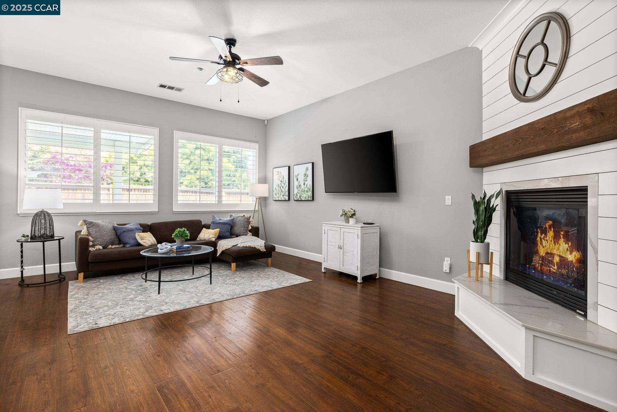 Detail Gallery Image 4 of 25 For 1294 Orbetello Ct, Brentwood,  CA 94513 - 4 Beds | 2 Baths
