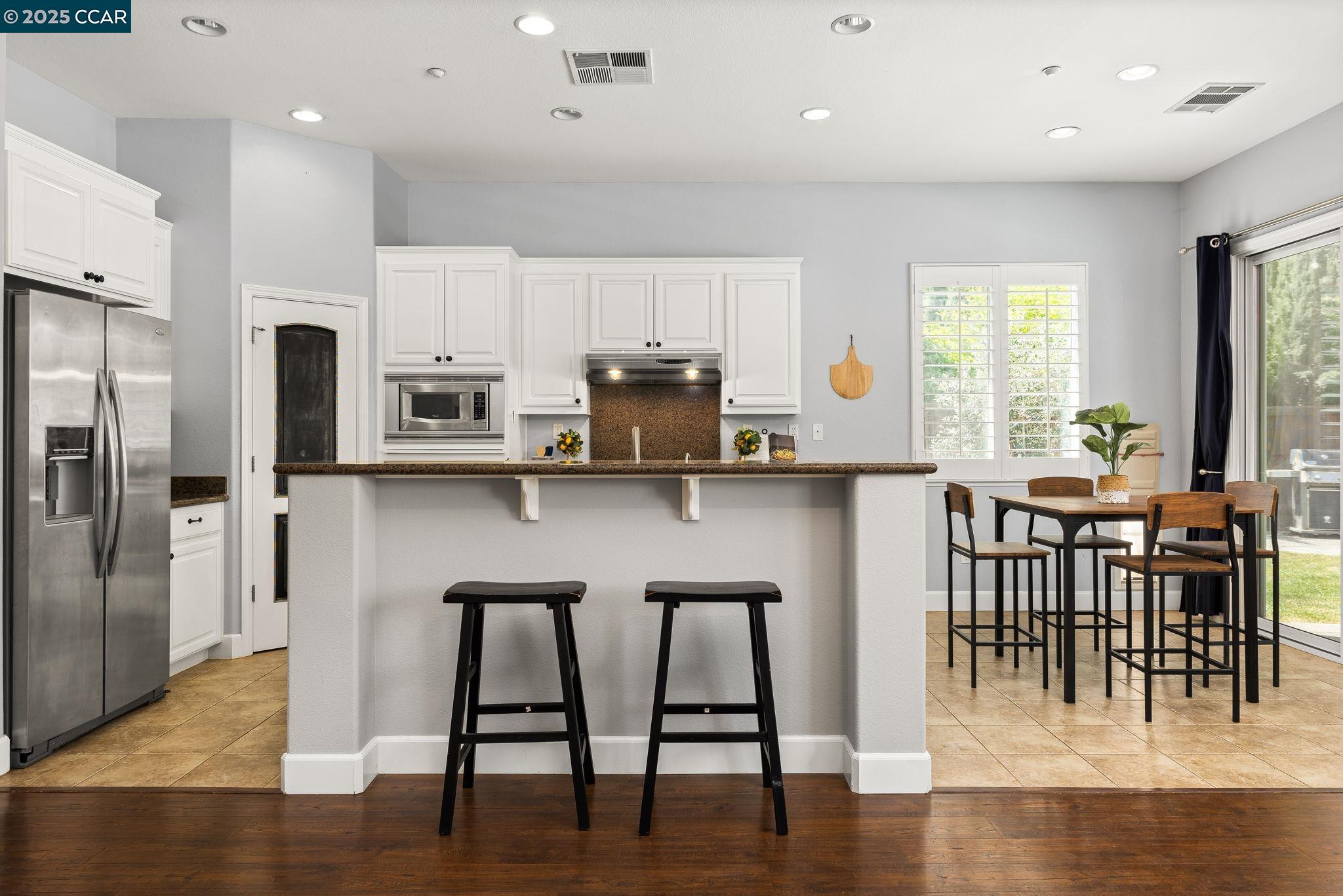 Detail Gallery Image 6 of 25 For 1294 Orbetello Ct, Brentwood,  CA 94513 - 4 Beds | 2 Baths