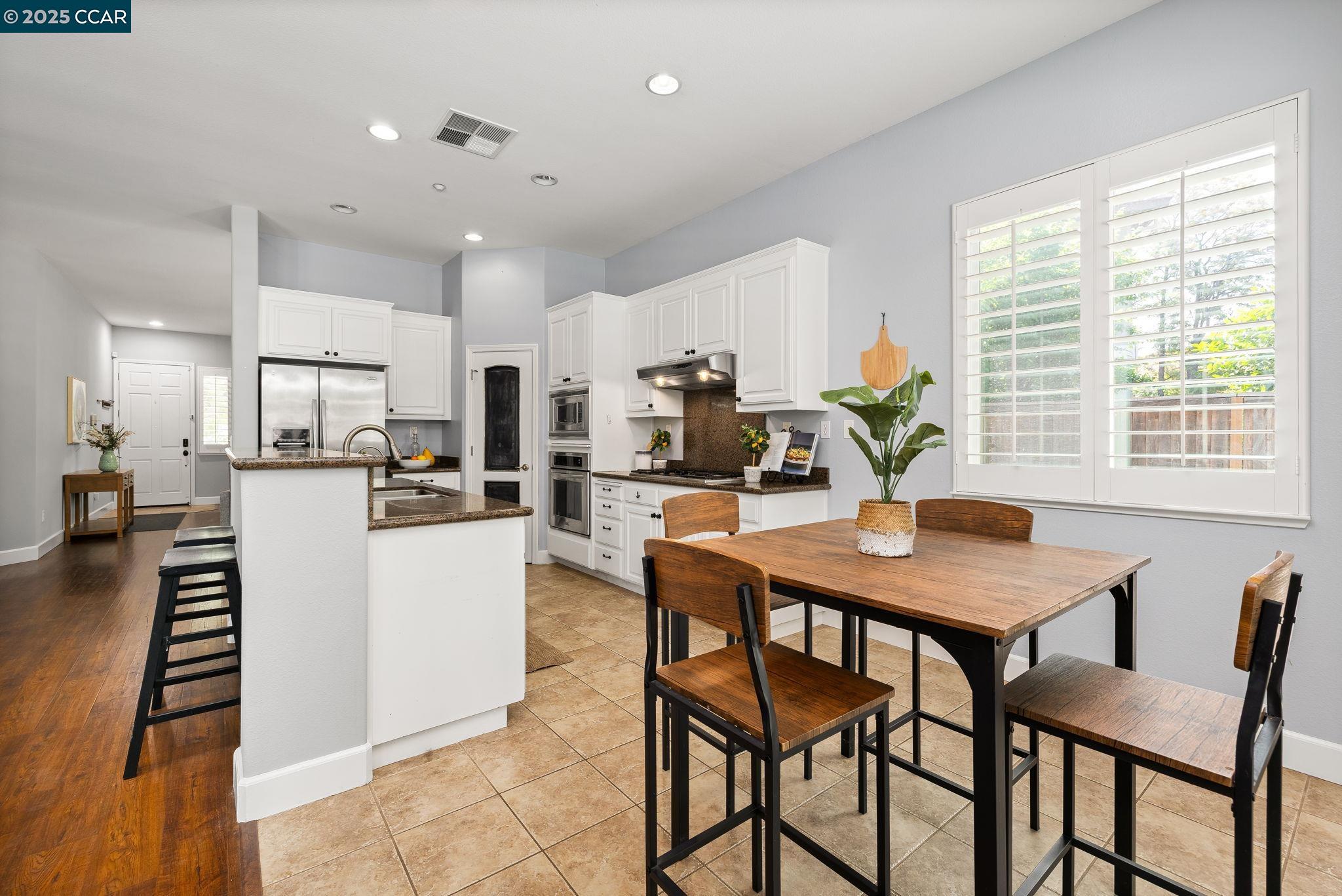 Detail Gallery Image 7 of 25 For 1294 Orbetello Ct, Brentwood,  CA 94513 - 4 Beds | 2 Baths