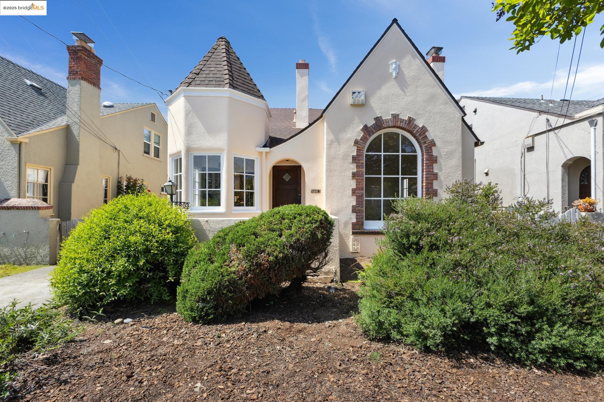 Detail Gallery Image 1 of 1 For 5863 Picardy Dr, Oakland,  CA 94605 - 3 Beds | 1/1 Baths