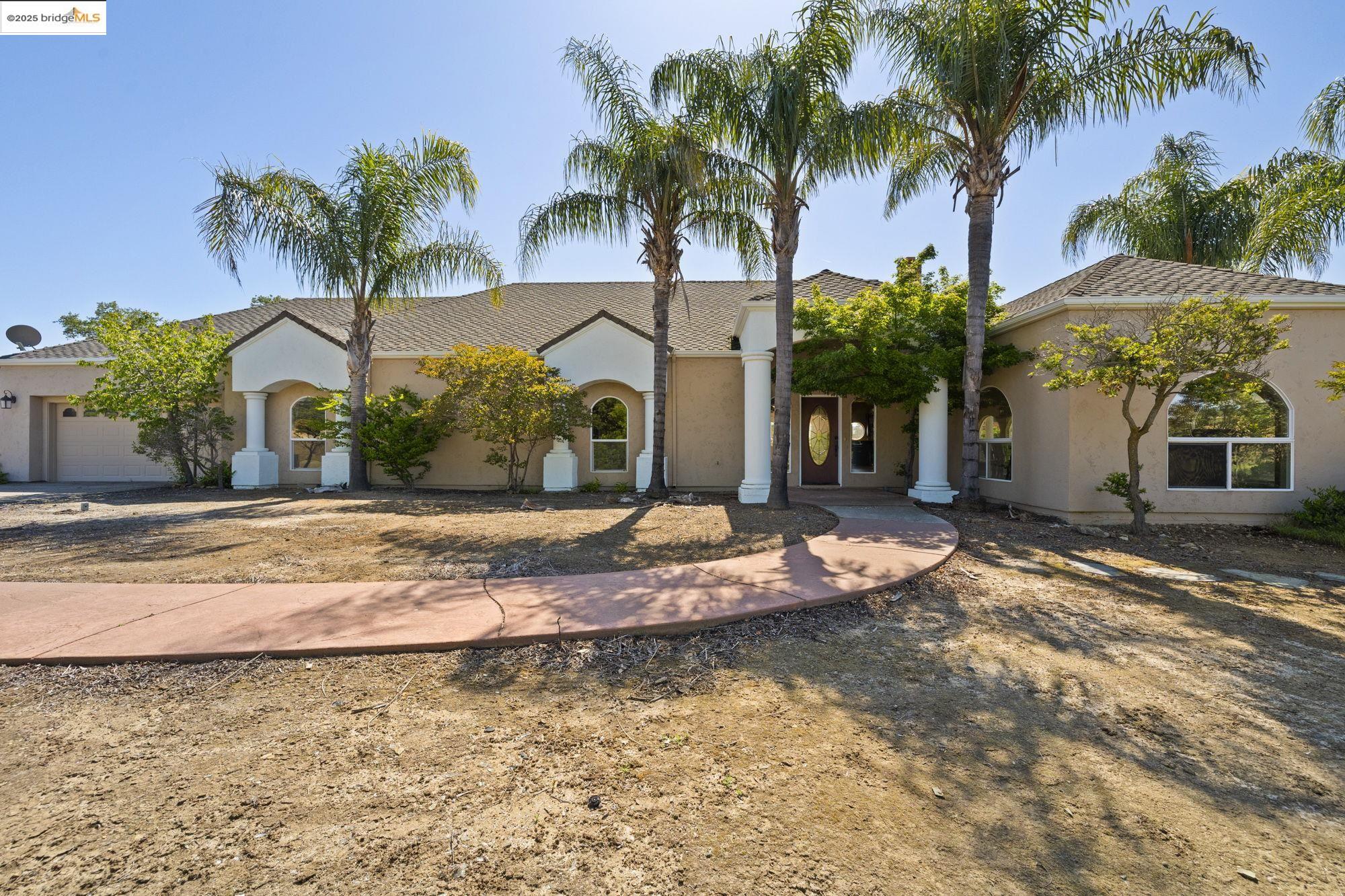Detail Gallery Image 3 of 58 For 9929 Banderilla Drive, La Grange,  CA 95329-9661 - 3 Beds | 2 Baths