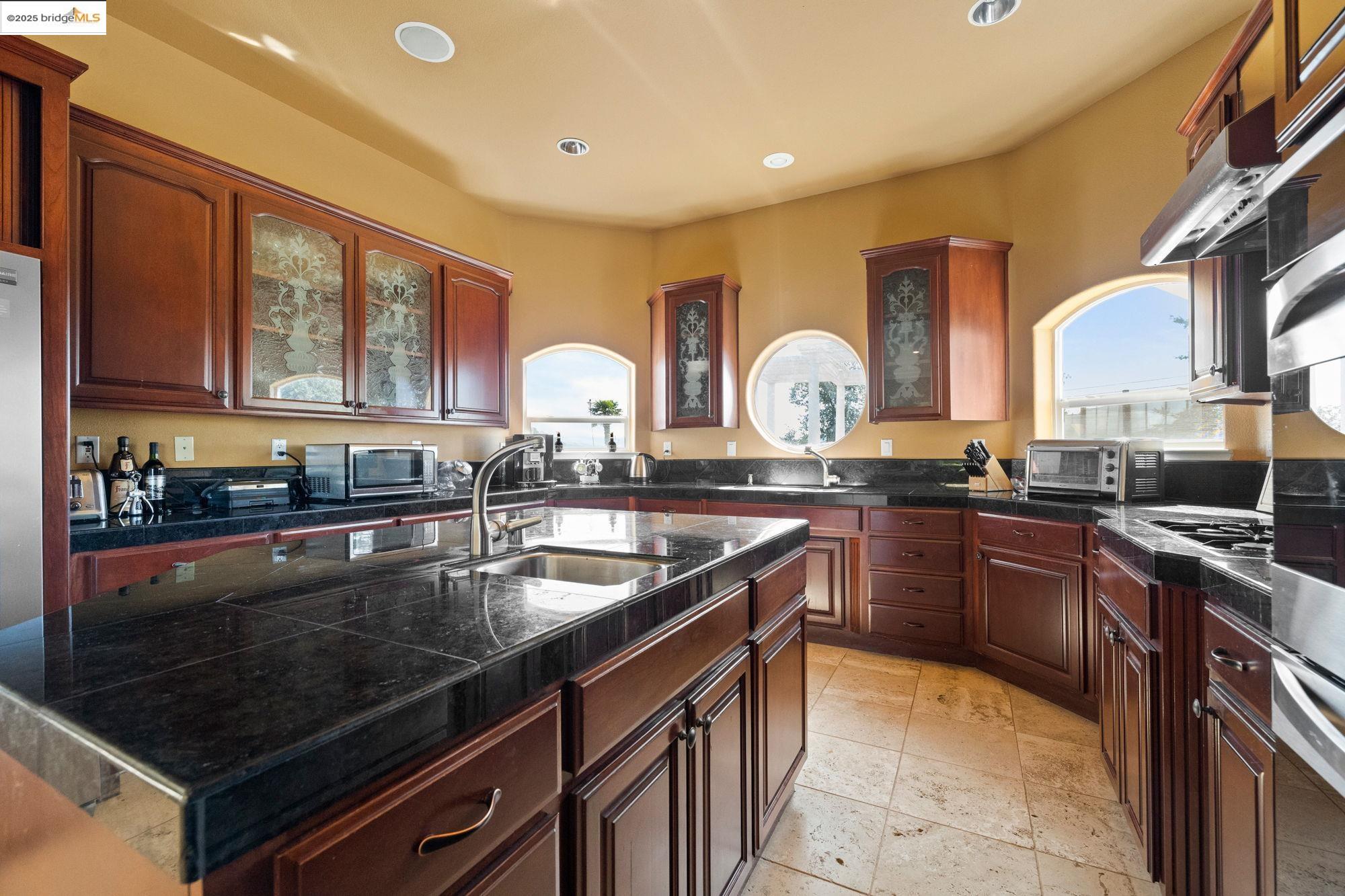 Detail Gallery Image 22 of 58 For 9929 Banderilla Drive, La Grange,  CA 95329-9661 - 3 Beds | 2 Baths