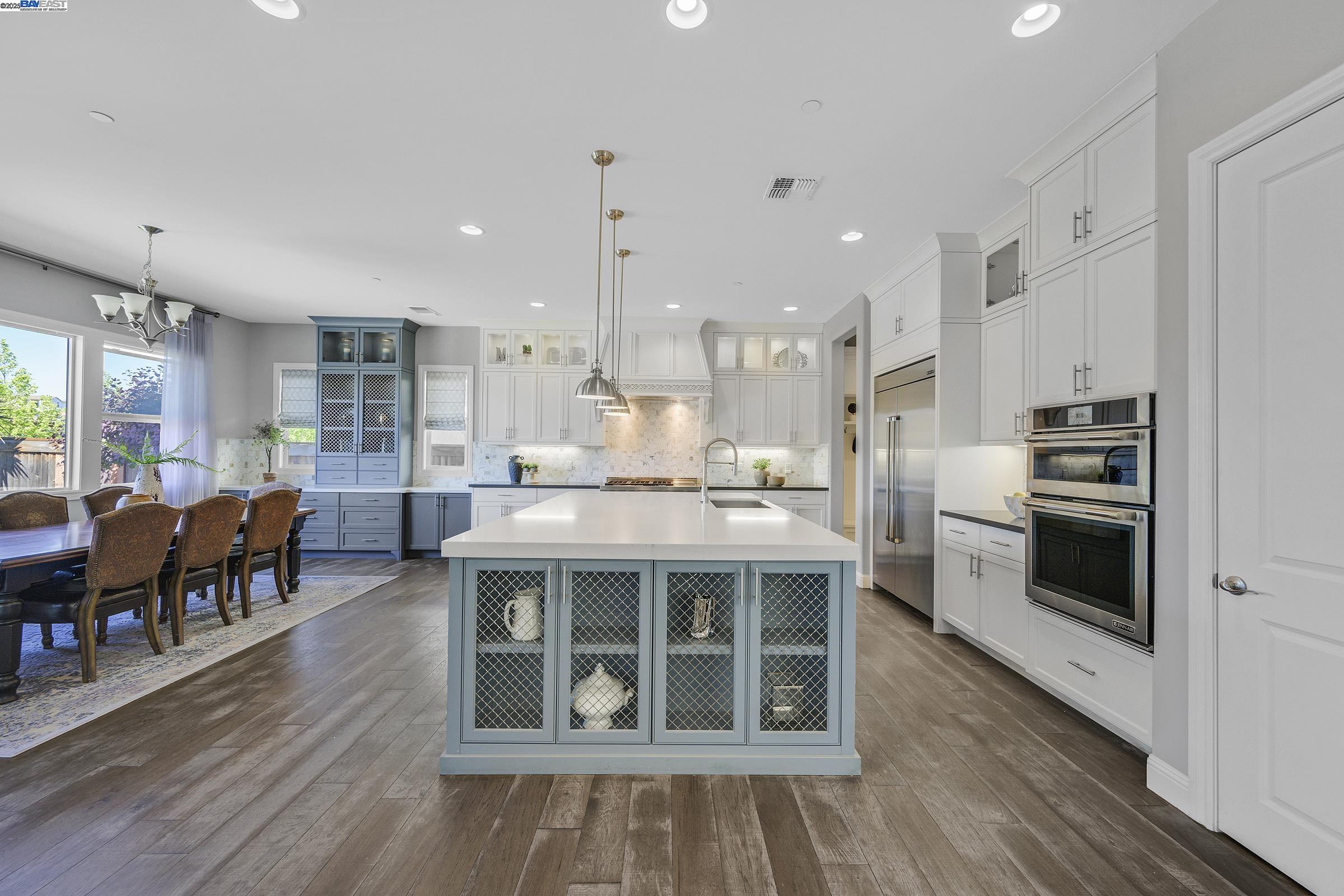 Detail Gallery Image 15 of 53 For 310 Oberland Ct, Danville,  CA 94506 - 5 Beds | 4/1 Baths