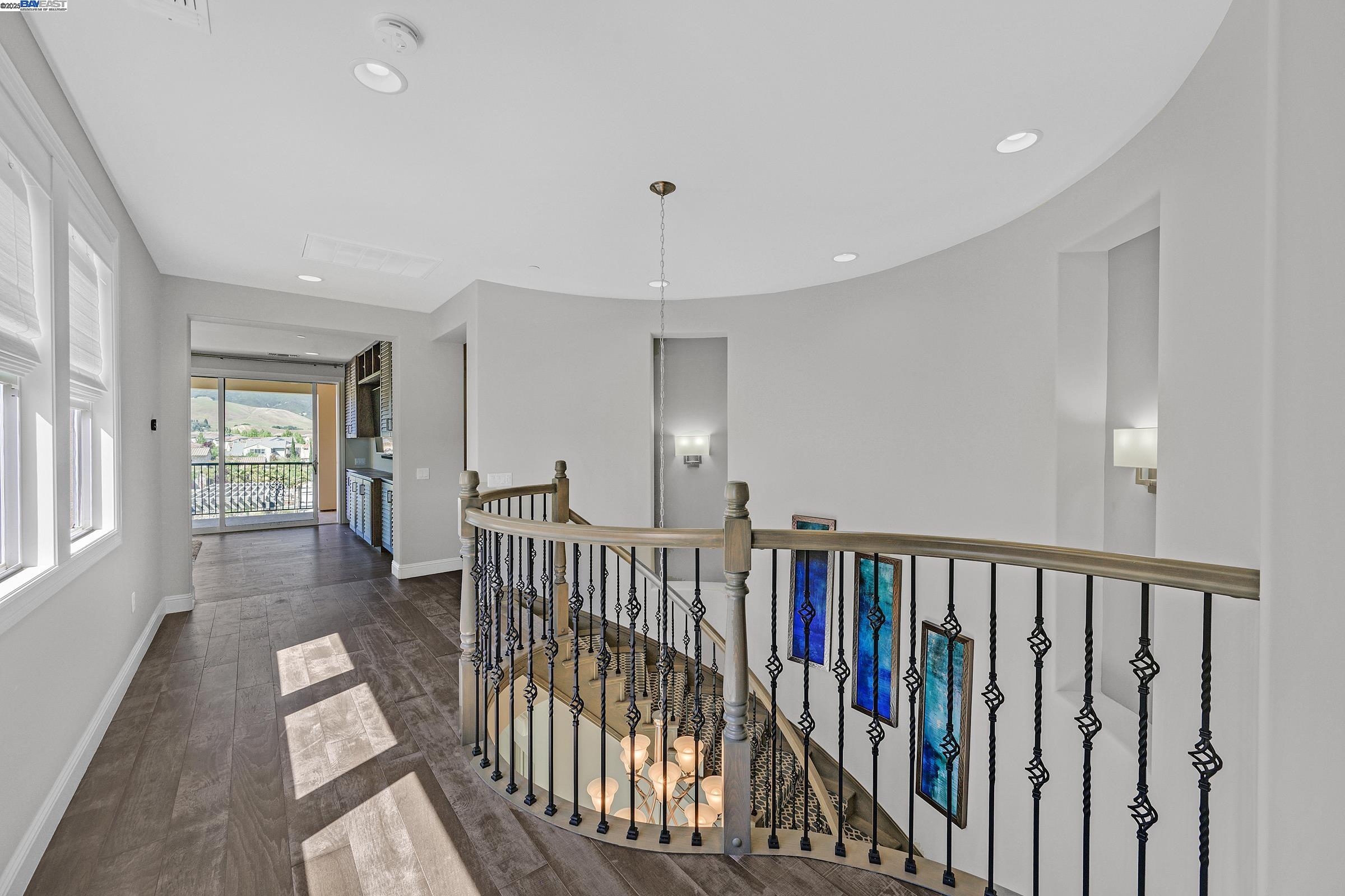 Detail Gallery Image 17 of 53 For 310 Oberland Ct, Danville,  CA 94506 - 5 Beds | 4/1 Baths
