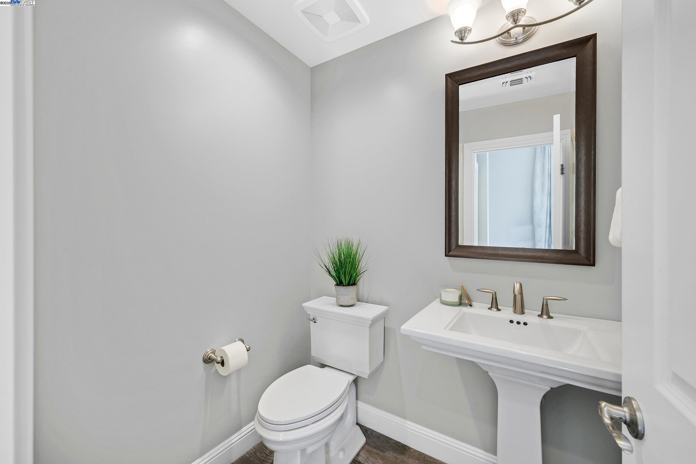 Detail Gallery Image 32 of 53 For 310 Oberland Ct, Danville,  CA 94506 - 5 Beds | 4/1 Baths