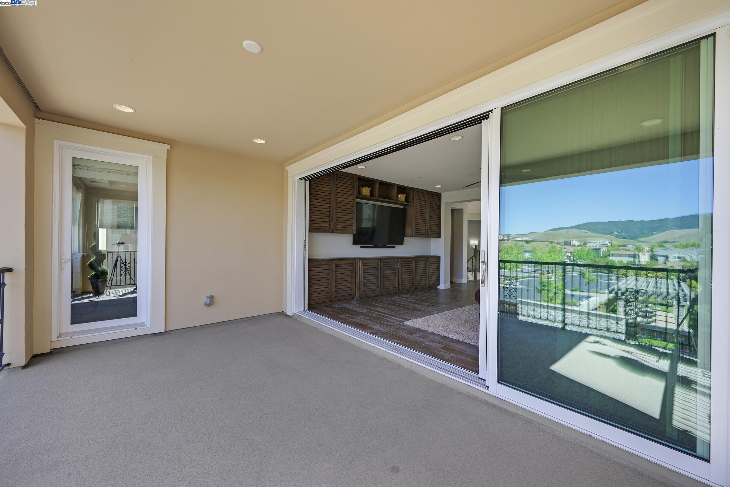 Detail Gallery Image 36 of 53 For 310 Oberland Ct, Danville,  CA 94506 - 5 Beds | 4/1 Baths