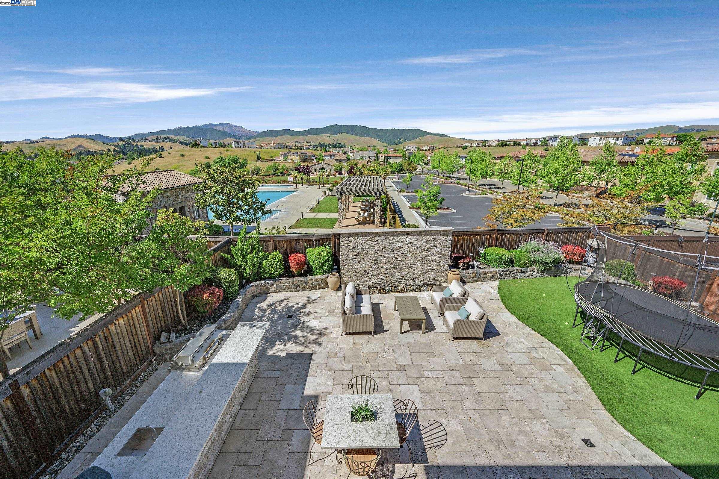 Detail Gallery Image 39 of 53 For 310 Oberland Ct, Danville,  CA 94506 - 5 Beds | 4/1 Baths