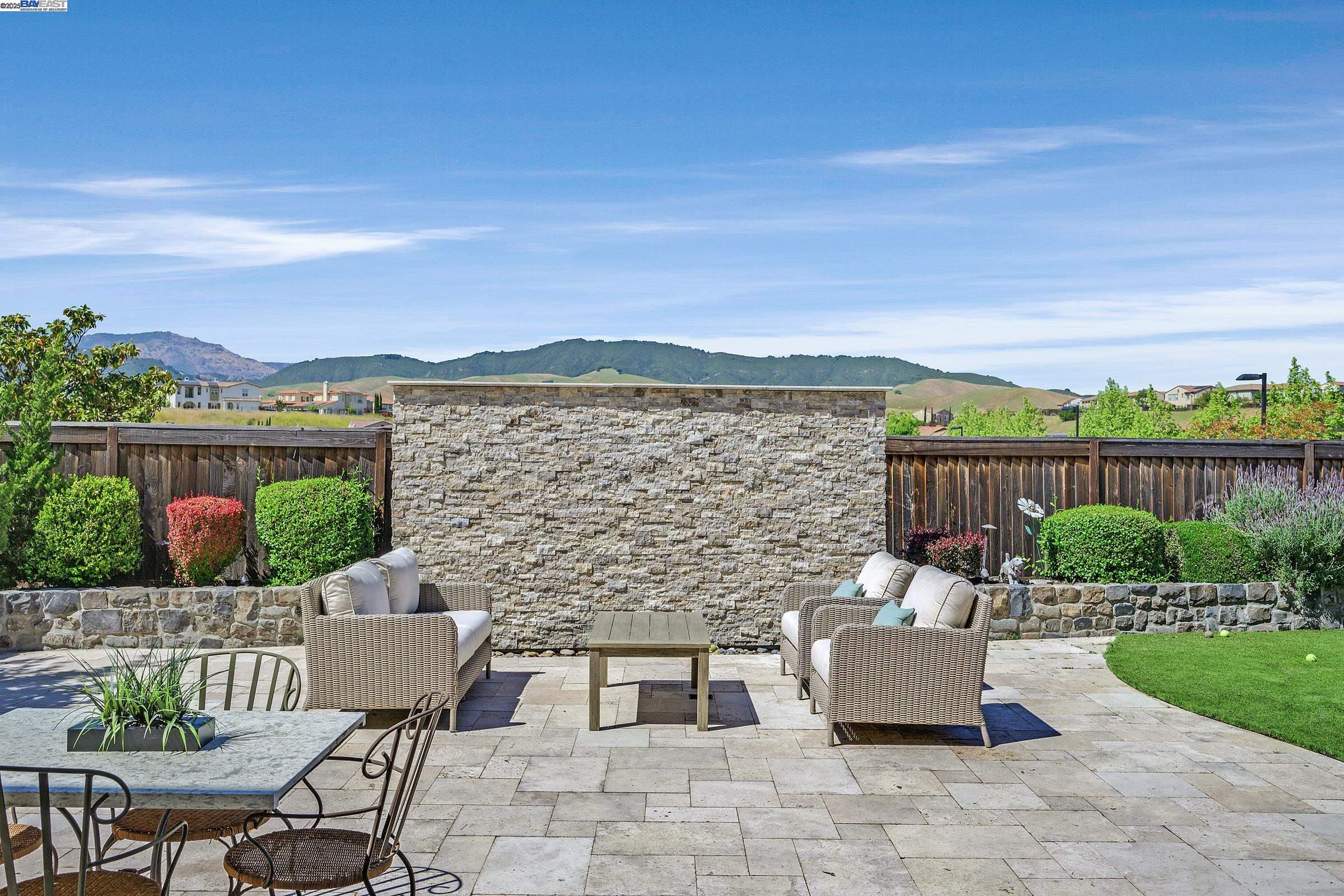 Detail Gallery Image 42 of 53 For 310 Oberland Ct, Danville,  CA 94506 - 5 Beds | 4/1 Baths