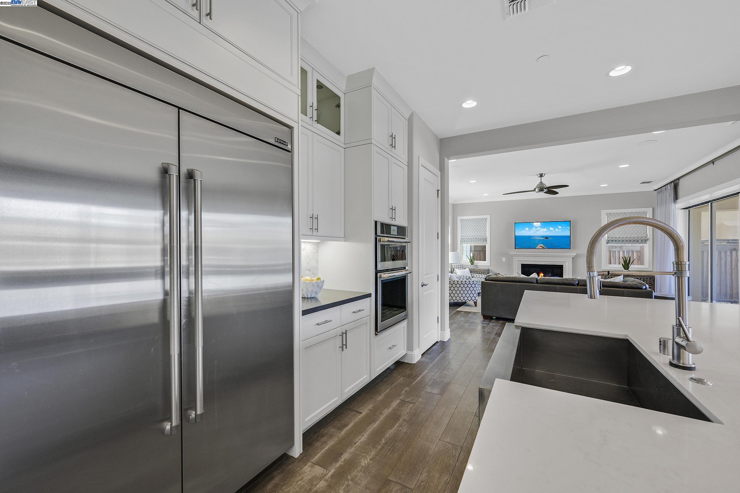 Detail Gallery Image 8 of 53 For 310 Oberland Ct, Danville,  CA 94506 - 5 Beds | 4/1 Baths