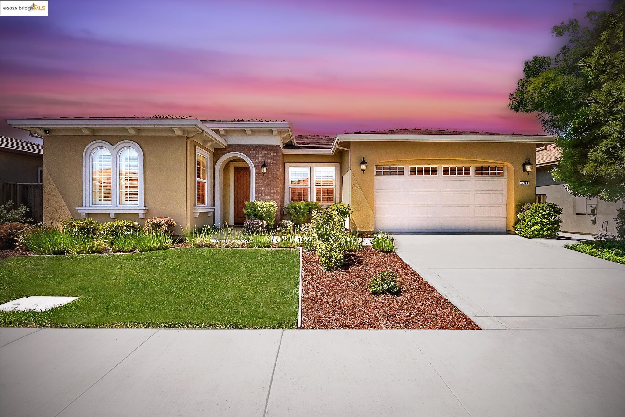 Detail Gallery Image 2 of 41 For 7289 Keyesport Way, Discovery Bay,  CA 94505 - 3 Beds | 2/1 Baths
