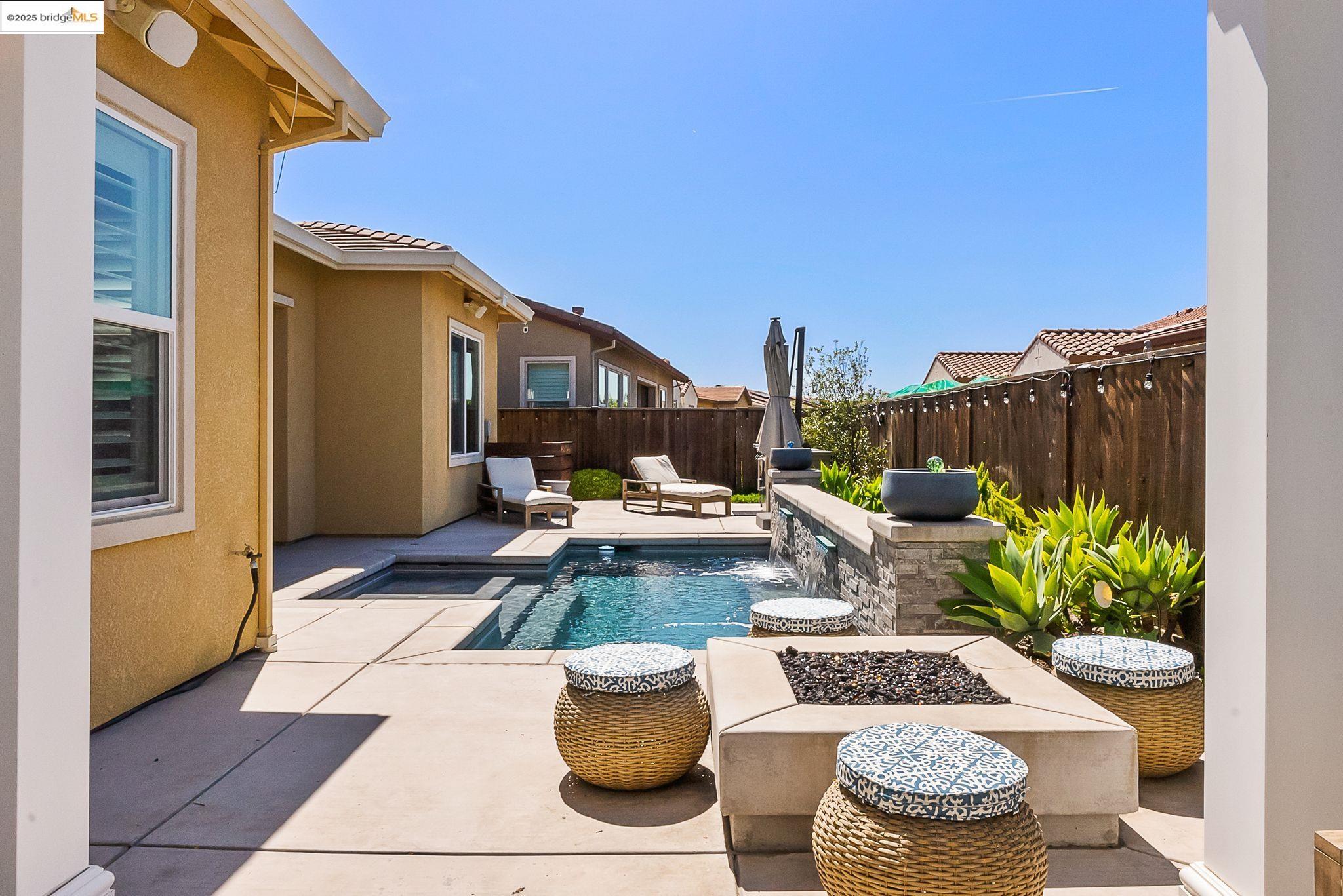 Detail Gallery Image 24 of 41 For 7289 Keyesport Way, Discovery Bay,  CA 94505 - 3 Beds | 2/1 Baths