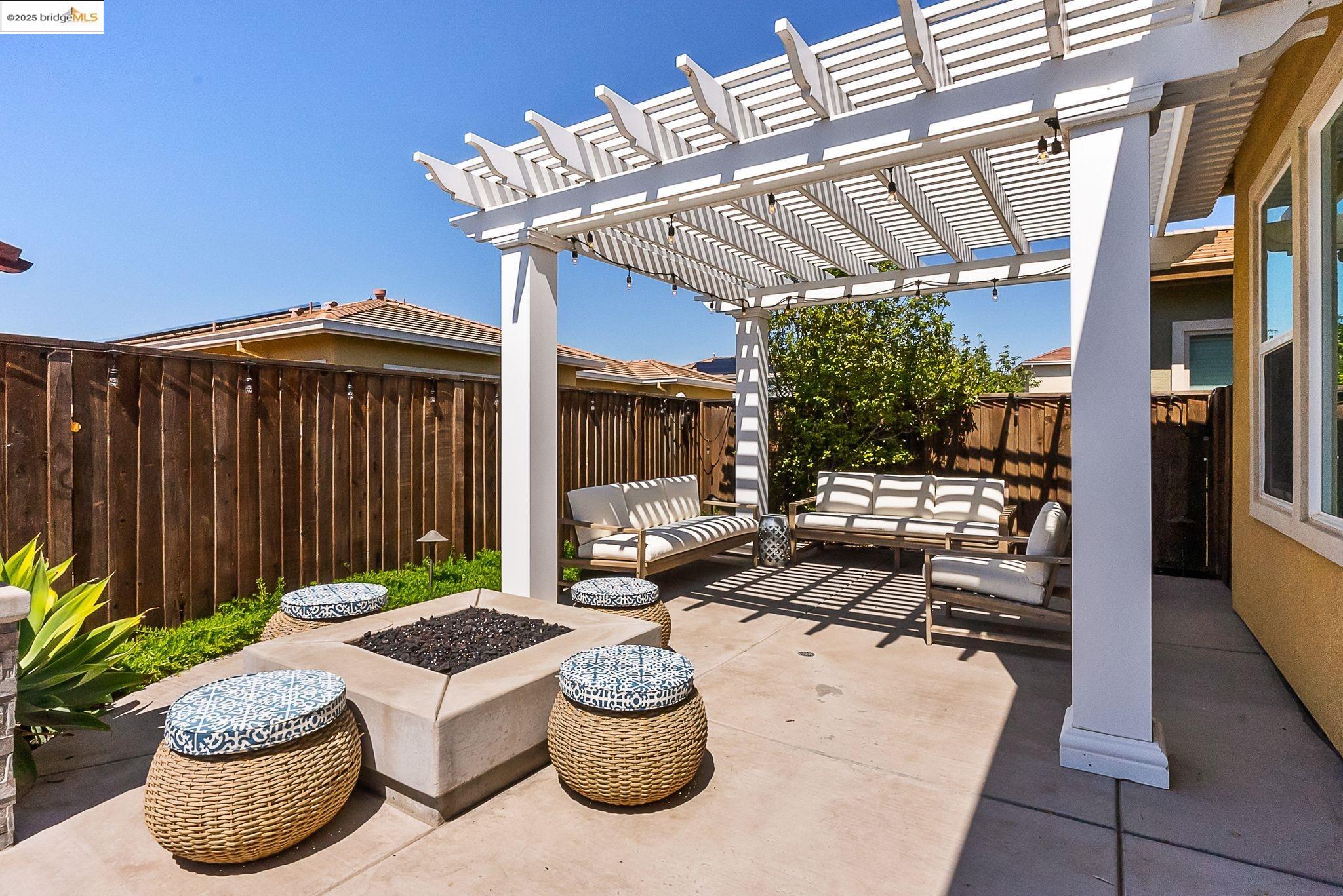 Detail Gallery Image 25 of 41 For 7289 Keyesport Way, Discovery Bay,  CA 94505 - 3 Beds | 2/1 Baths