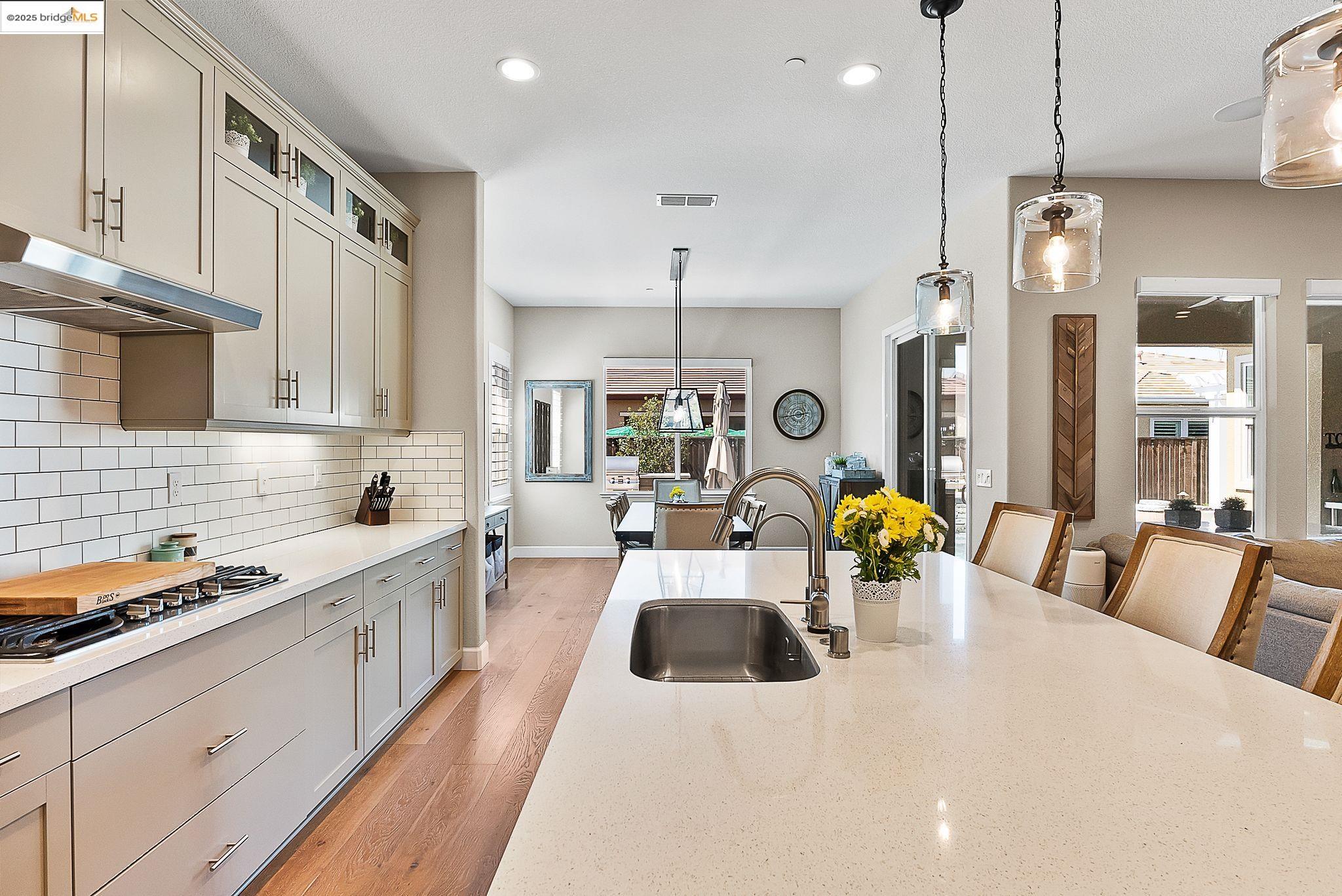 Detail Gallery Image 9 of 41 For 7289 Keyesport Way, Discovery Bay,  CA 94505 - 3 Beds | 2/1 Baths