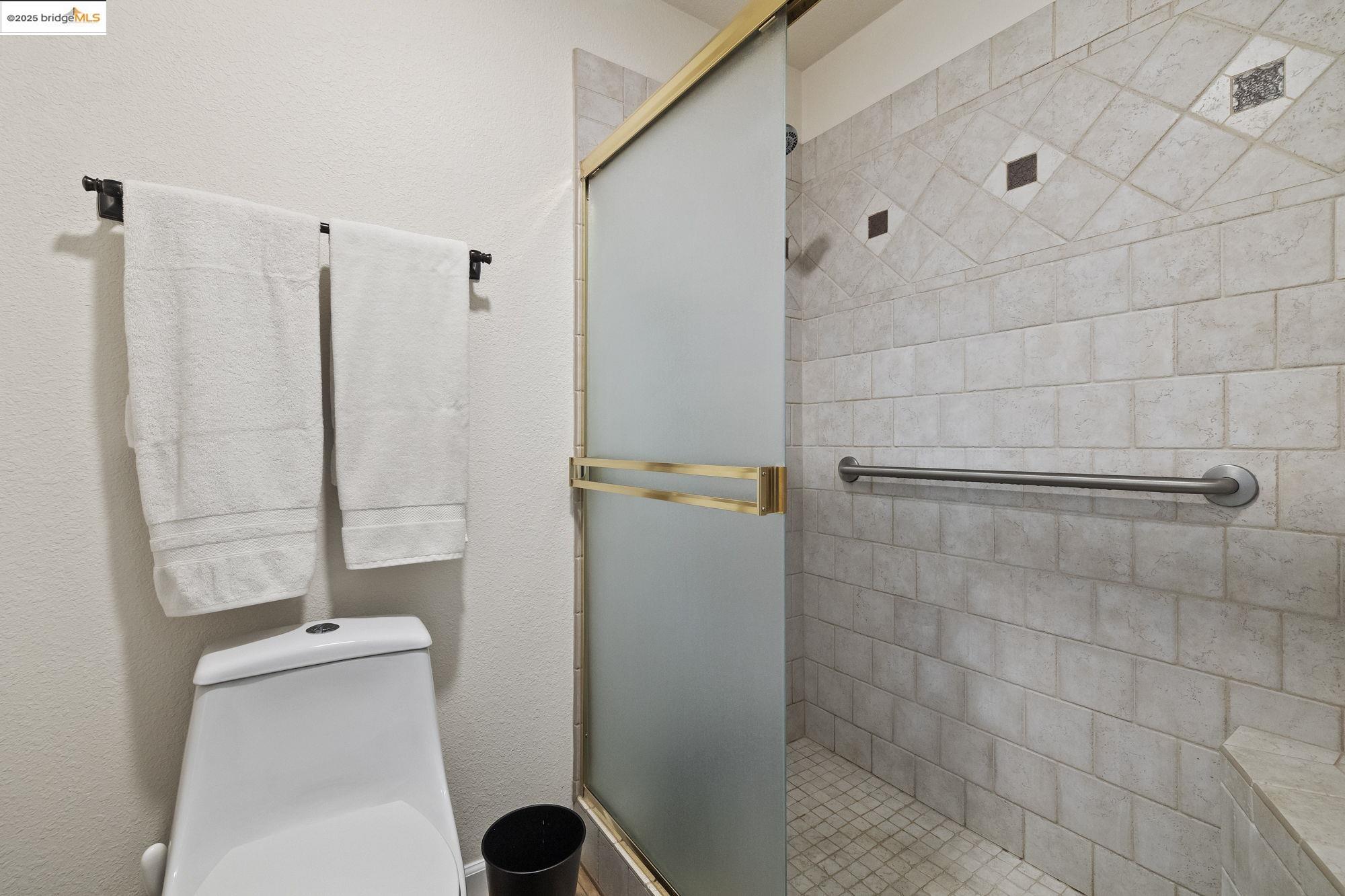 Detail Gallery Image 20 of 32 For 12960 Sunnyhill Ct, Sonora,  CA 95370 - 3 Beds | 3 Baths