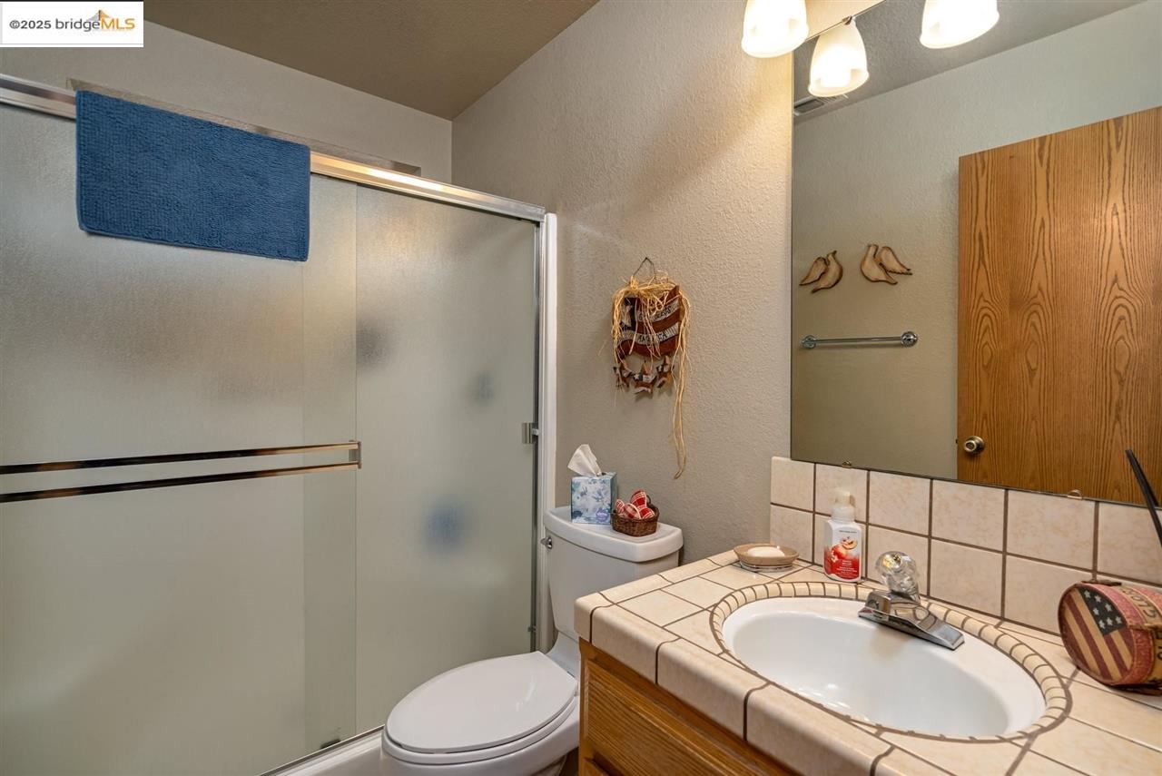Detail Gallery Image 26 of 59 For 19484 Pine Mountain Drive, Groveland,  CA 95321-9314 - 3 Beds | 3 Baths