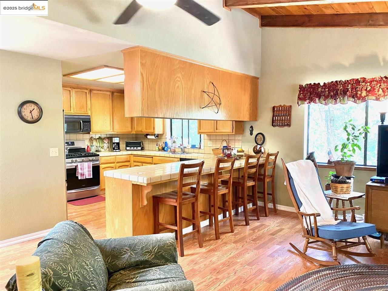 Detail Gallery Image 7 of 59 For 19484 Pine Mountain Drive, Groveland,  CA 95321-9314 - 3 Beds | 3 Baths
